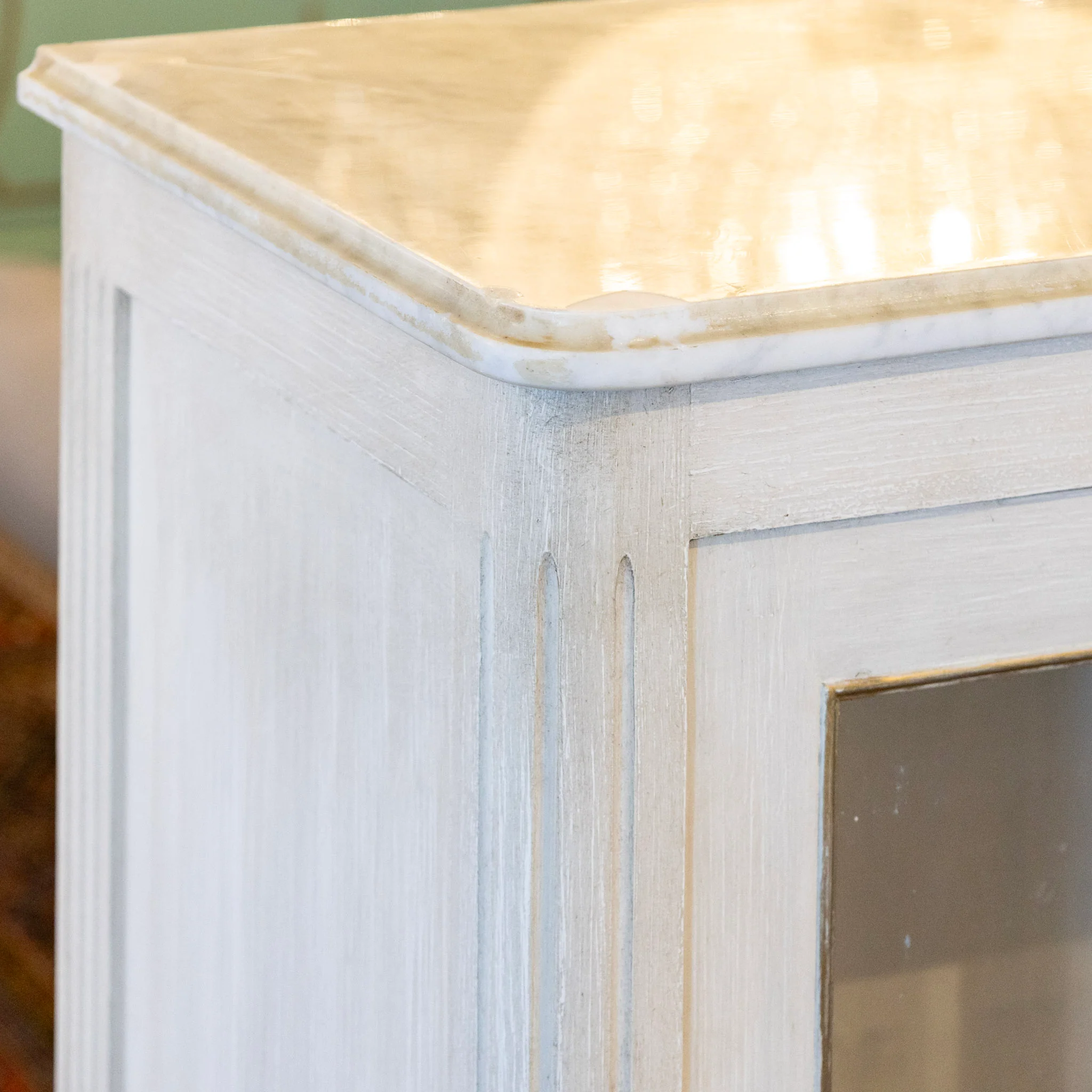 Louis XVI Glass Door Cabinet – Gold Inlay & White Marble Top - Image 7