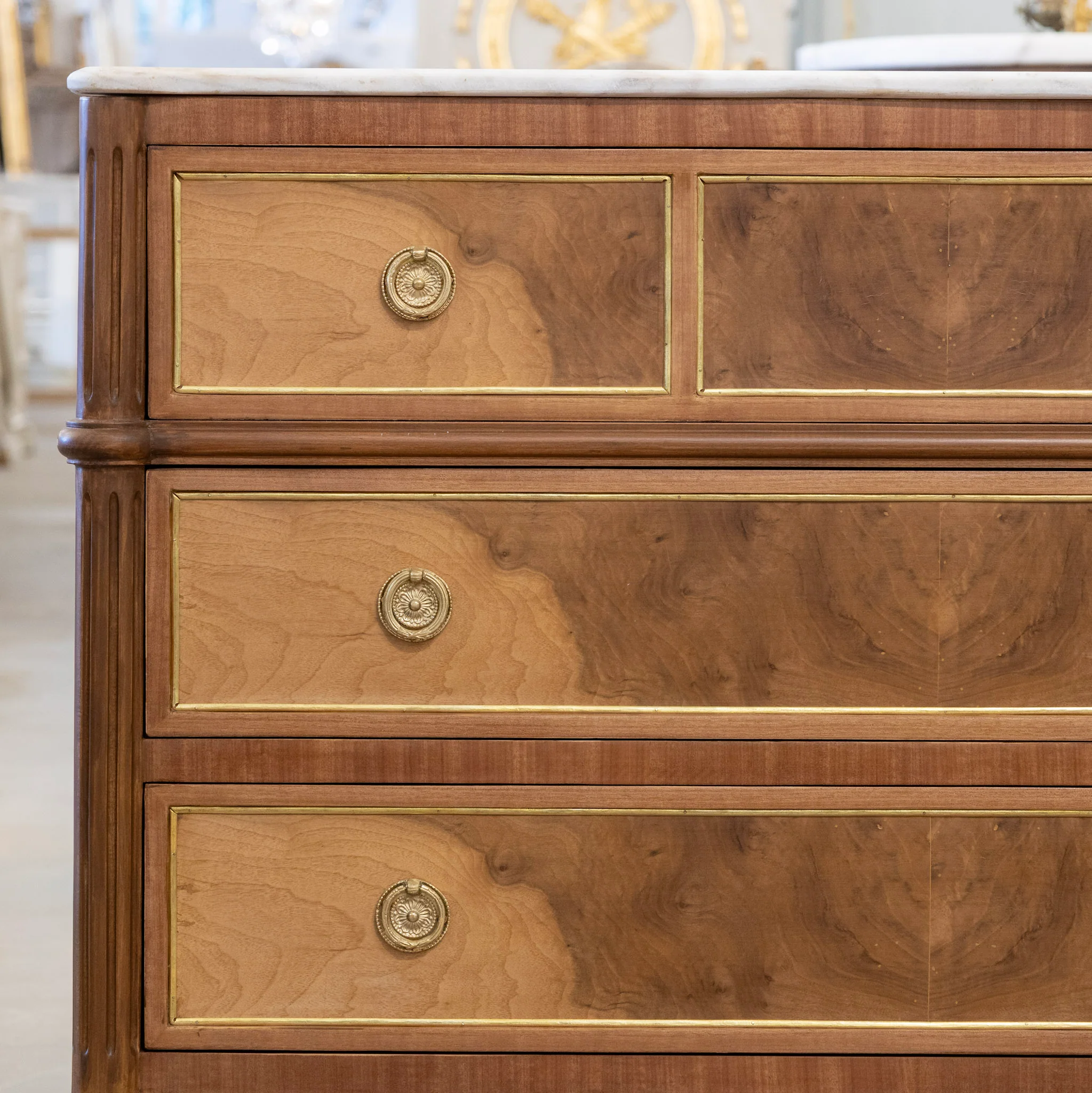 Louis XVI Light Burl Wood 3-Drawer Chest – White Marble Top - Image 4