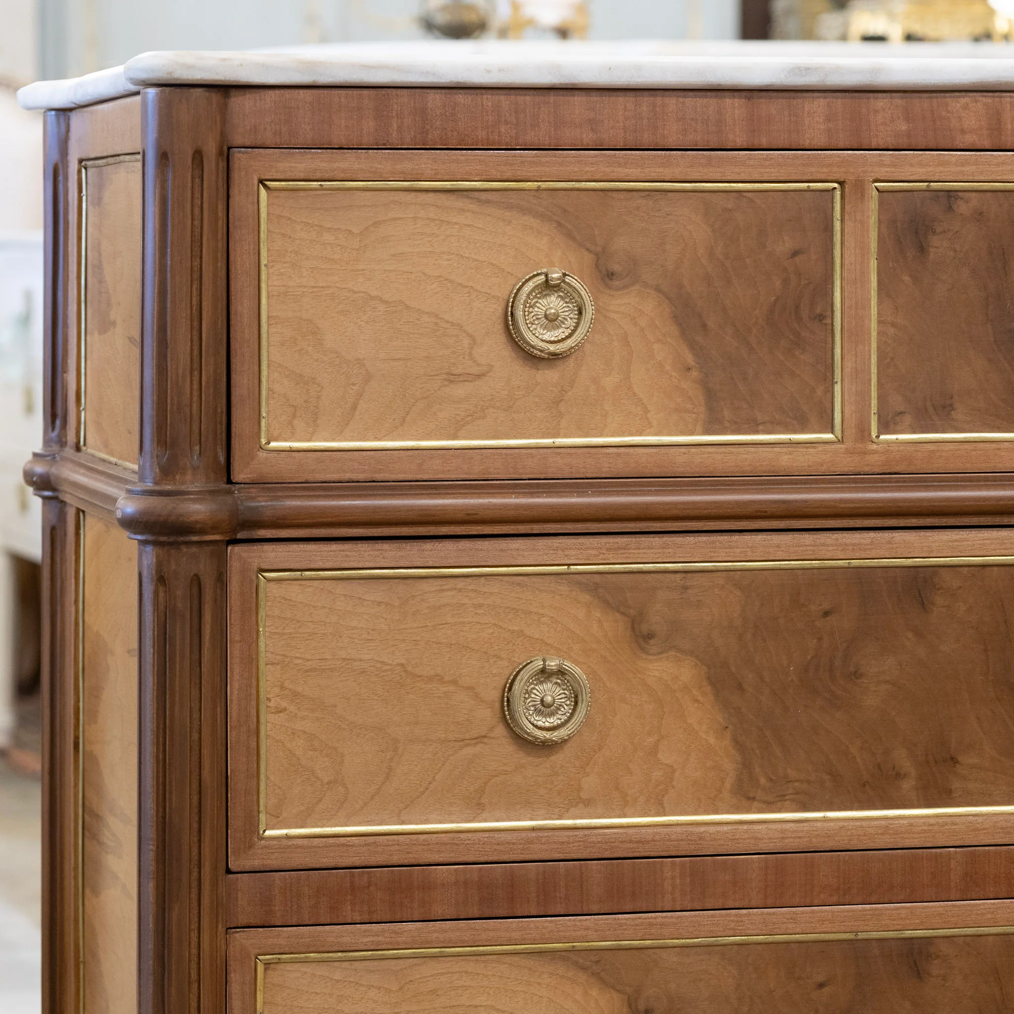 Louis XVI Light Burl Wood 3-Drawer Chest – White Marble Top - Image 5