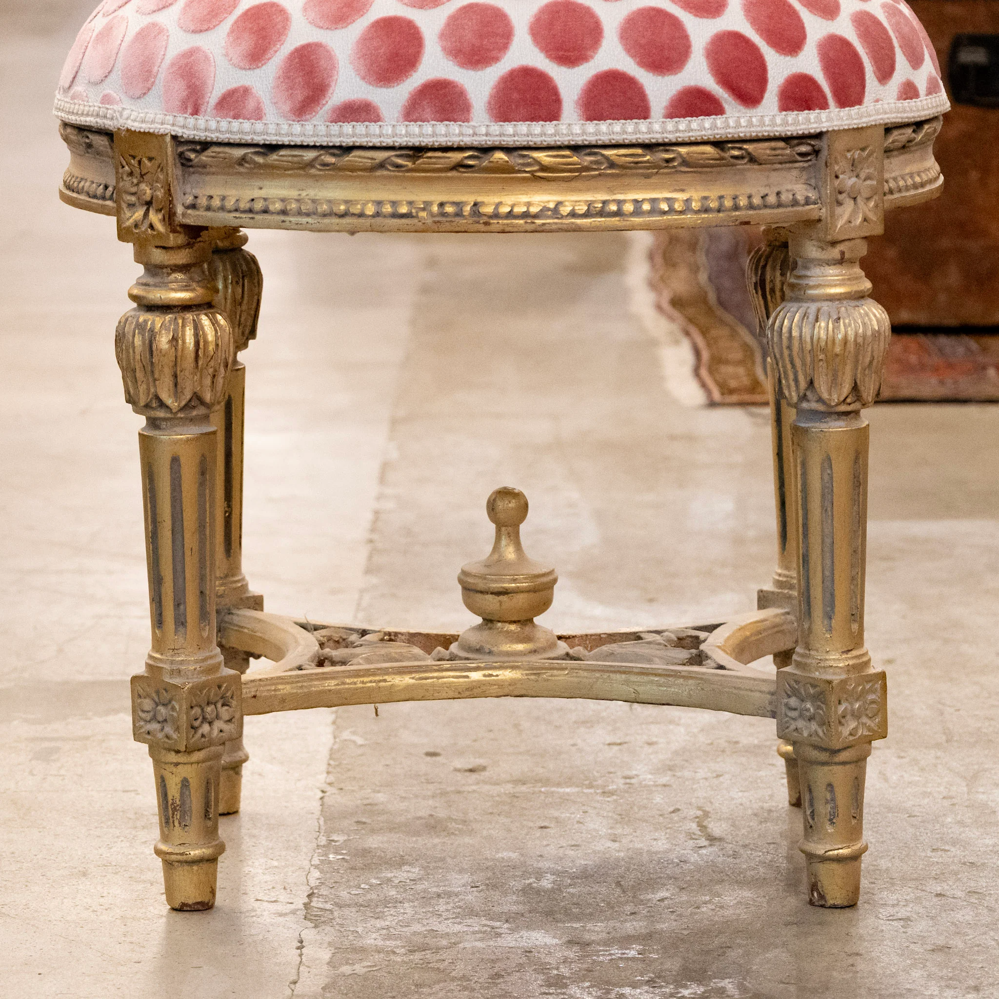 Louis XVI Oval Gilded Stool - Pink Velvet Polka Dot - Image 3
