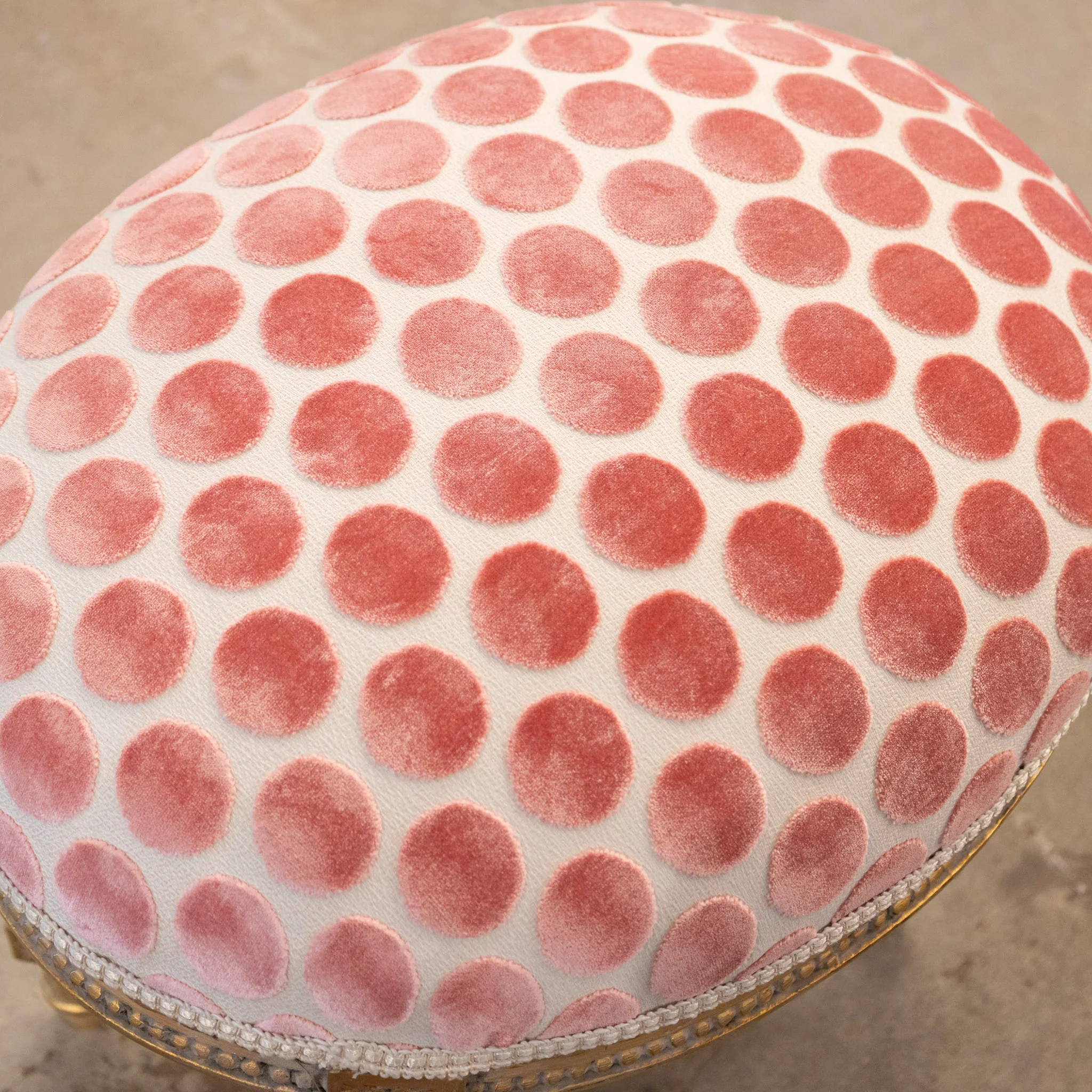 Louis XVI Oval Gilded Stool - Pink Velvet Polka Dot - Image 6