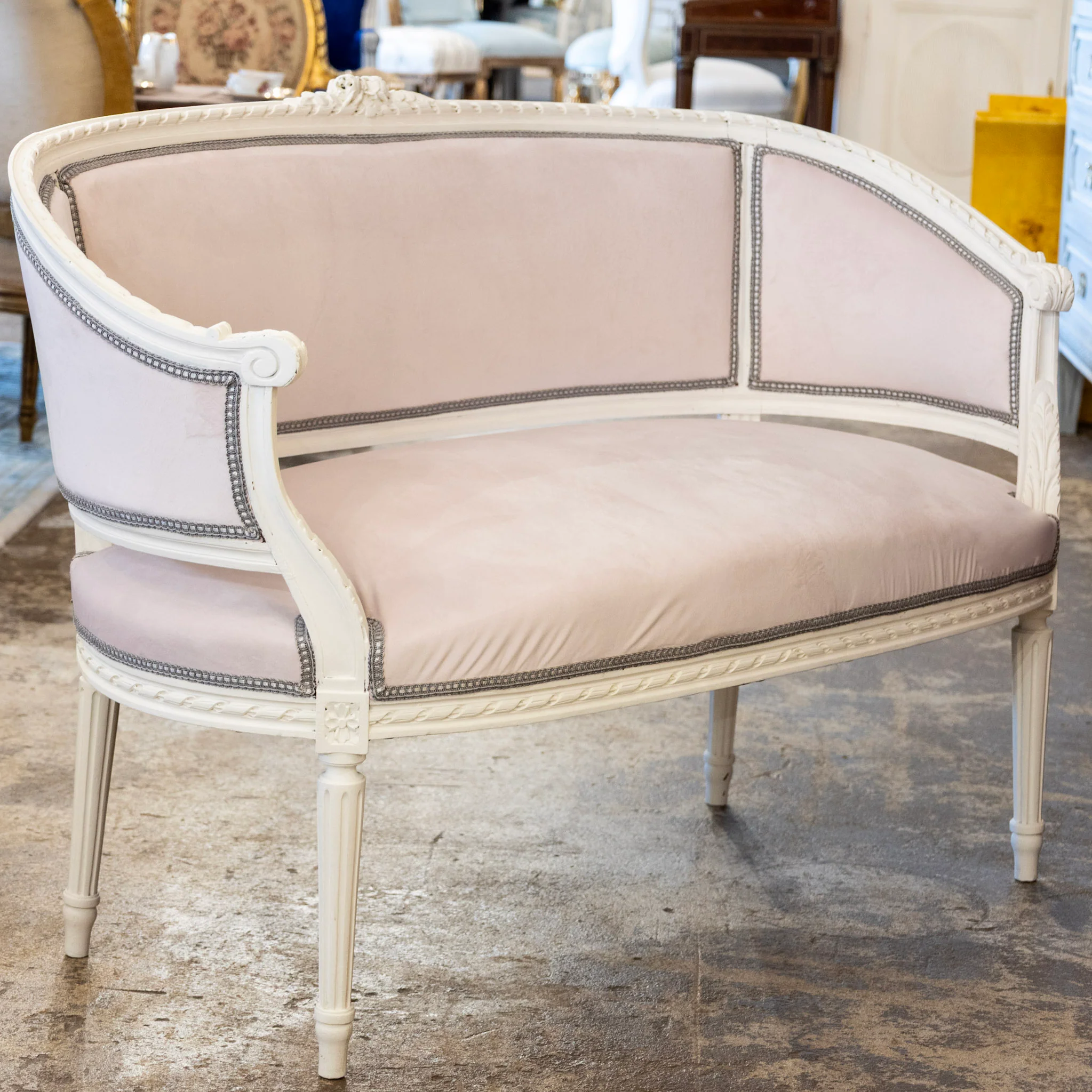Louis XVI Petite Settee – White Frame & Baby Pink Velvet Upholstery - Image 5