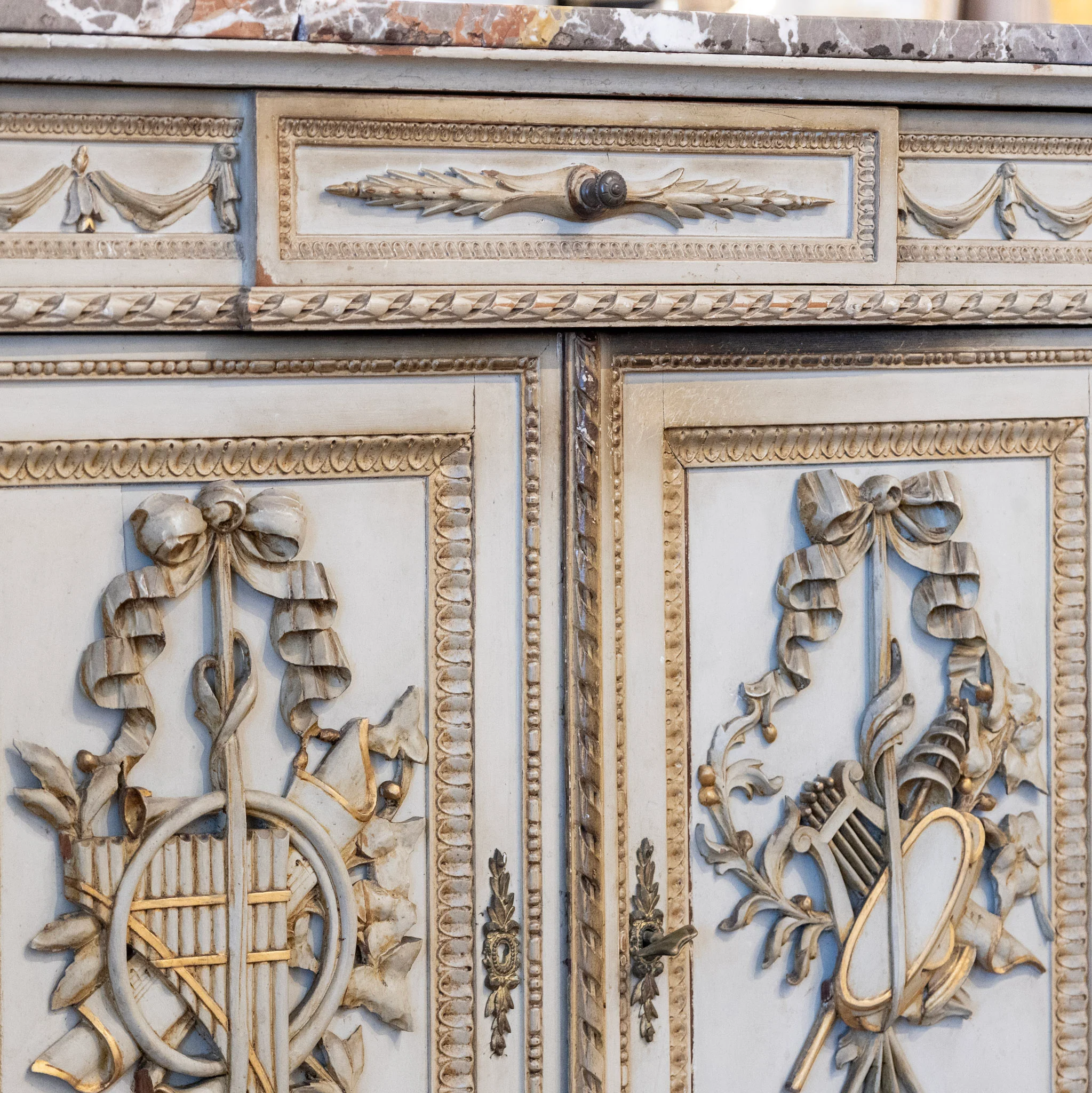 Louis XVI Sage Green Gilded Cabinet – Musical Ribbon Carvings & Breccia Marble Top - Image 9
