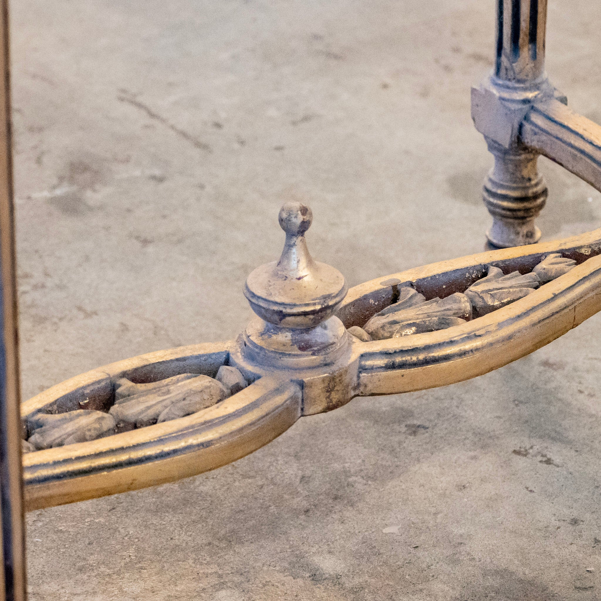 Louis XVI Side Table –  Carved Gilded Frame & White Marble Top - Image 10