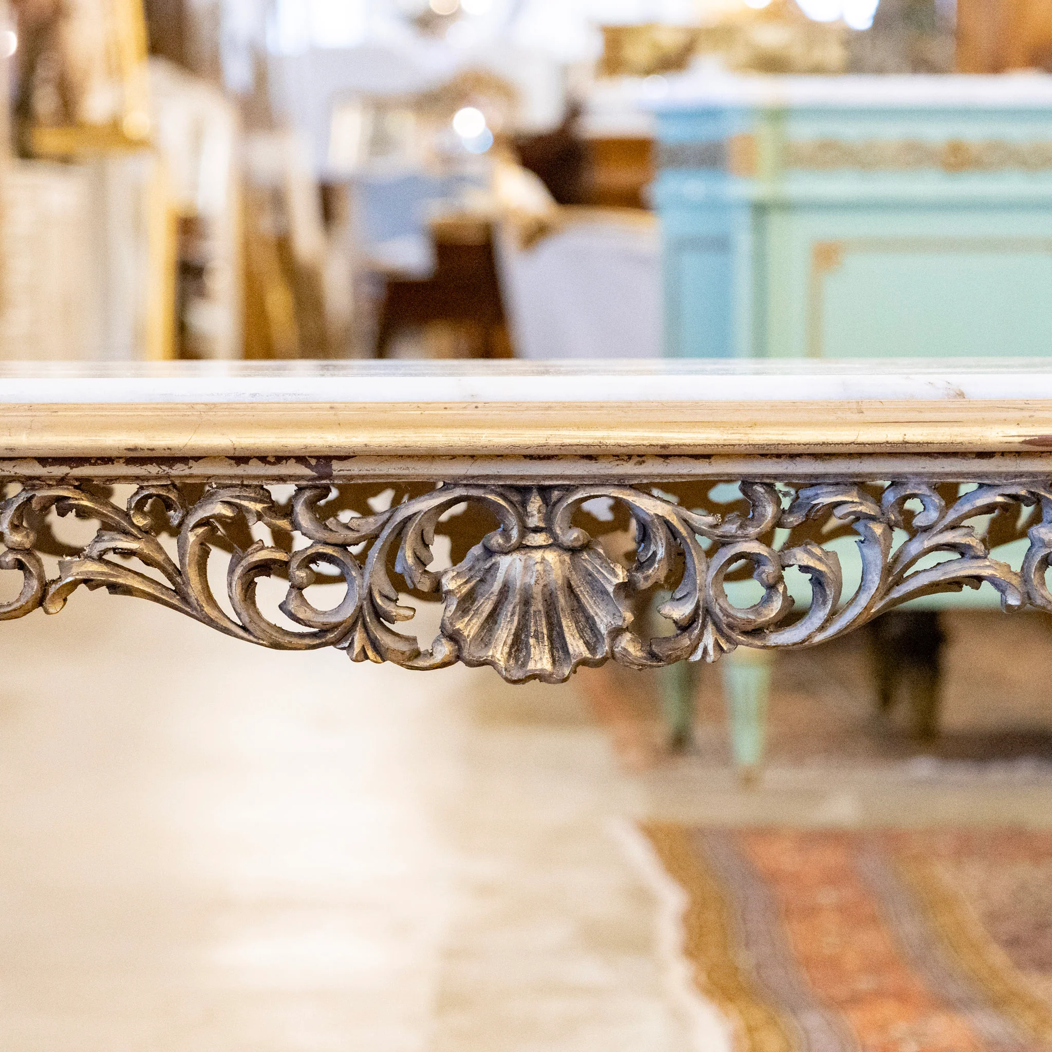 Louis XVI Side Table –  Carved Gilded Frame & White Marble Top - Image 4