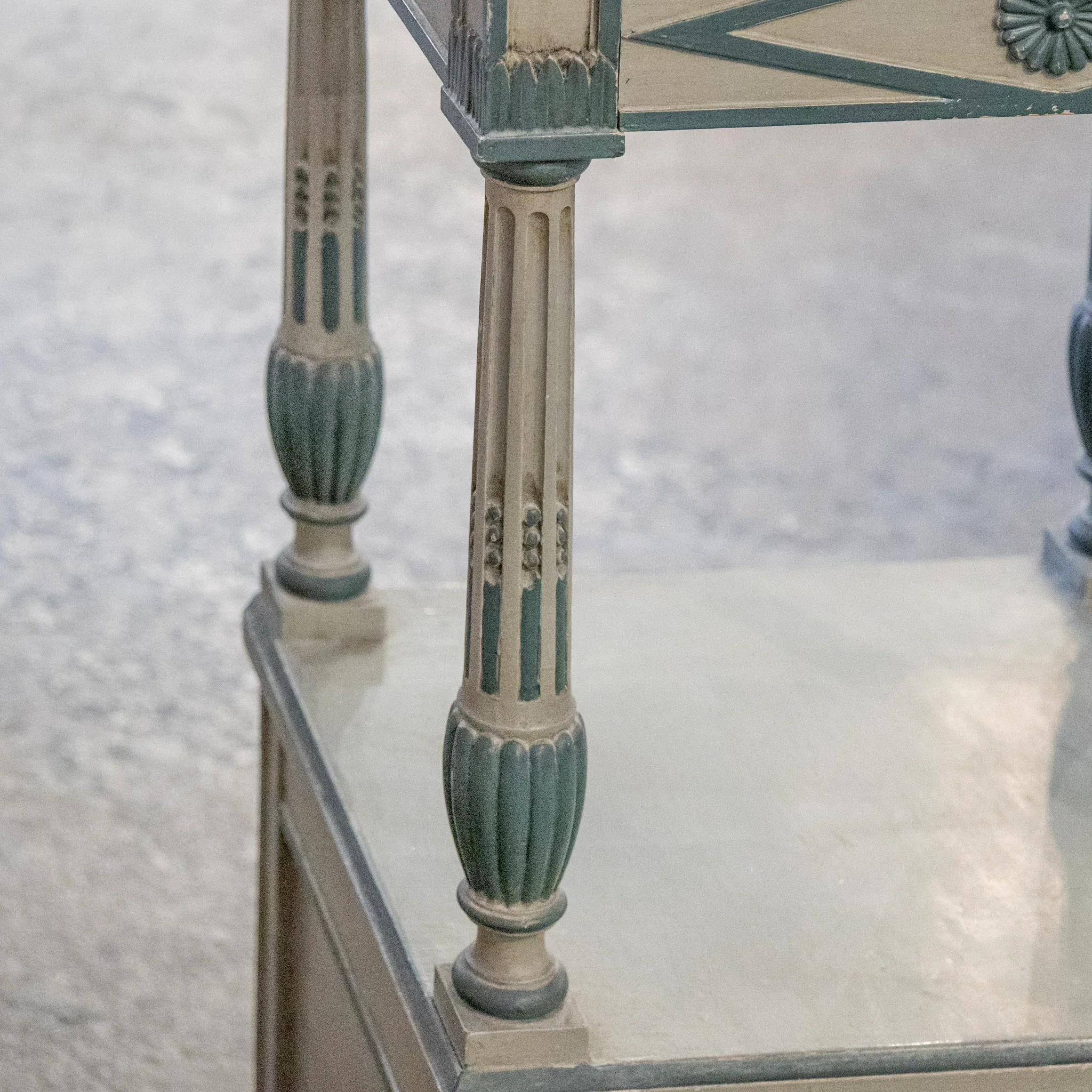 Louis XVI Side Table with Shelf – Marble Top & Fluted Legs in Green - Image 7
