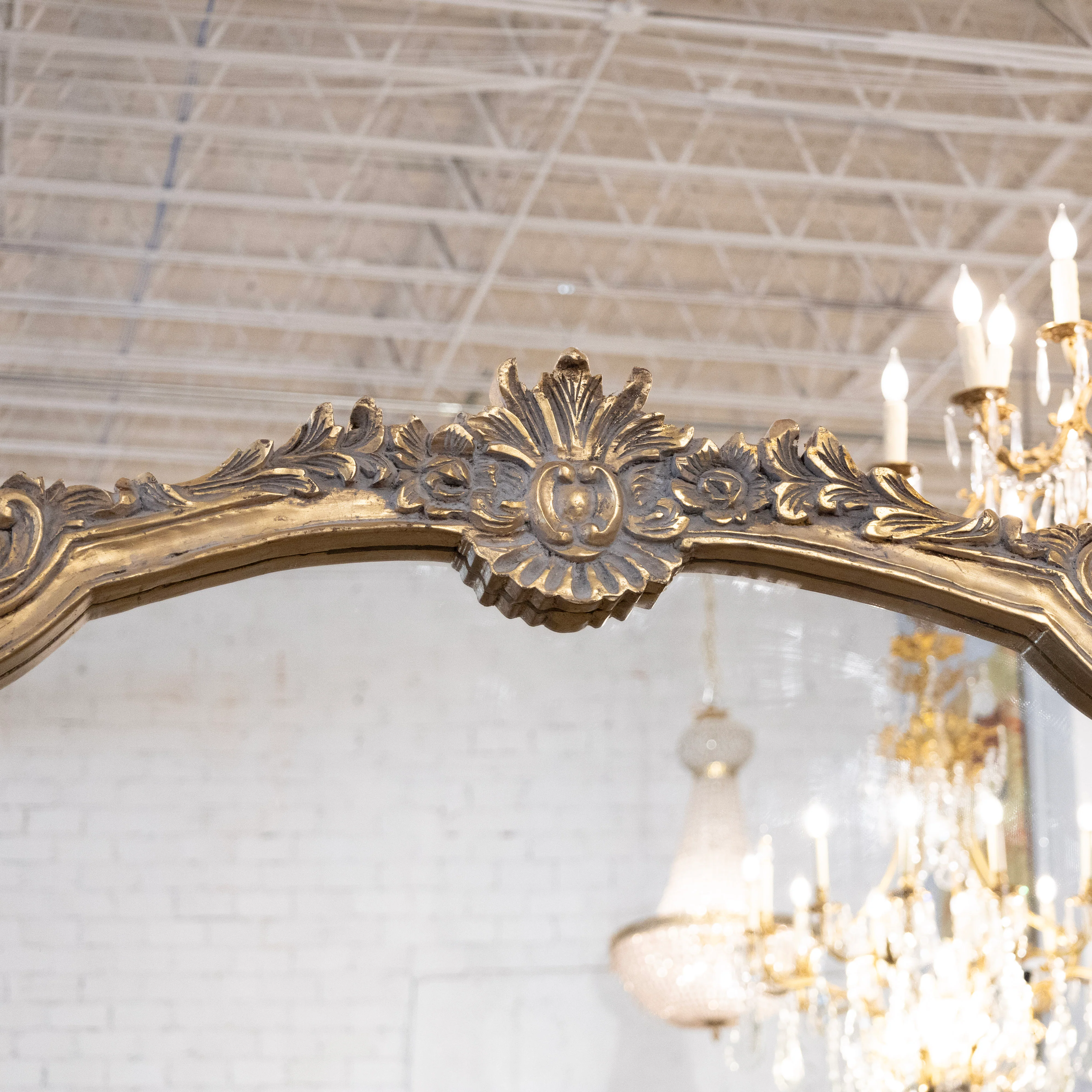 Louis XVI Trifold Mirror – Gilded Carved Trim & Paneled Wings - Image 7