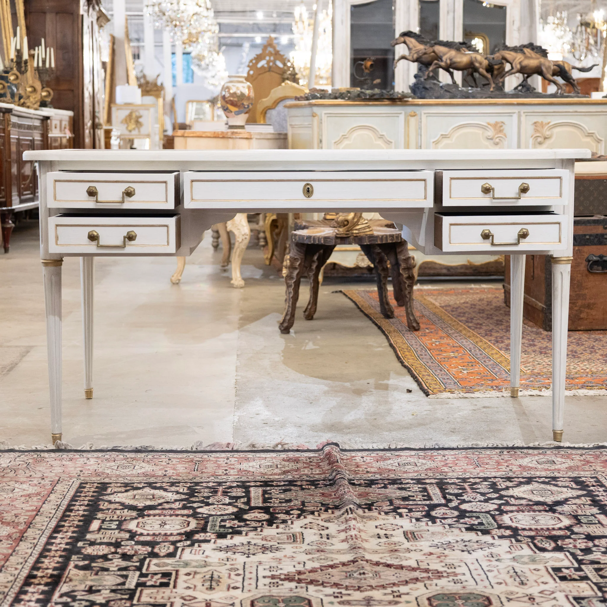 Louis XVI White Painted Desk with Gold Trim – Brown Leather Top & Slide-Out Panels - Image 3