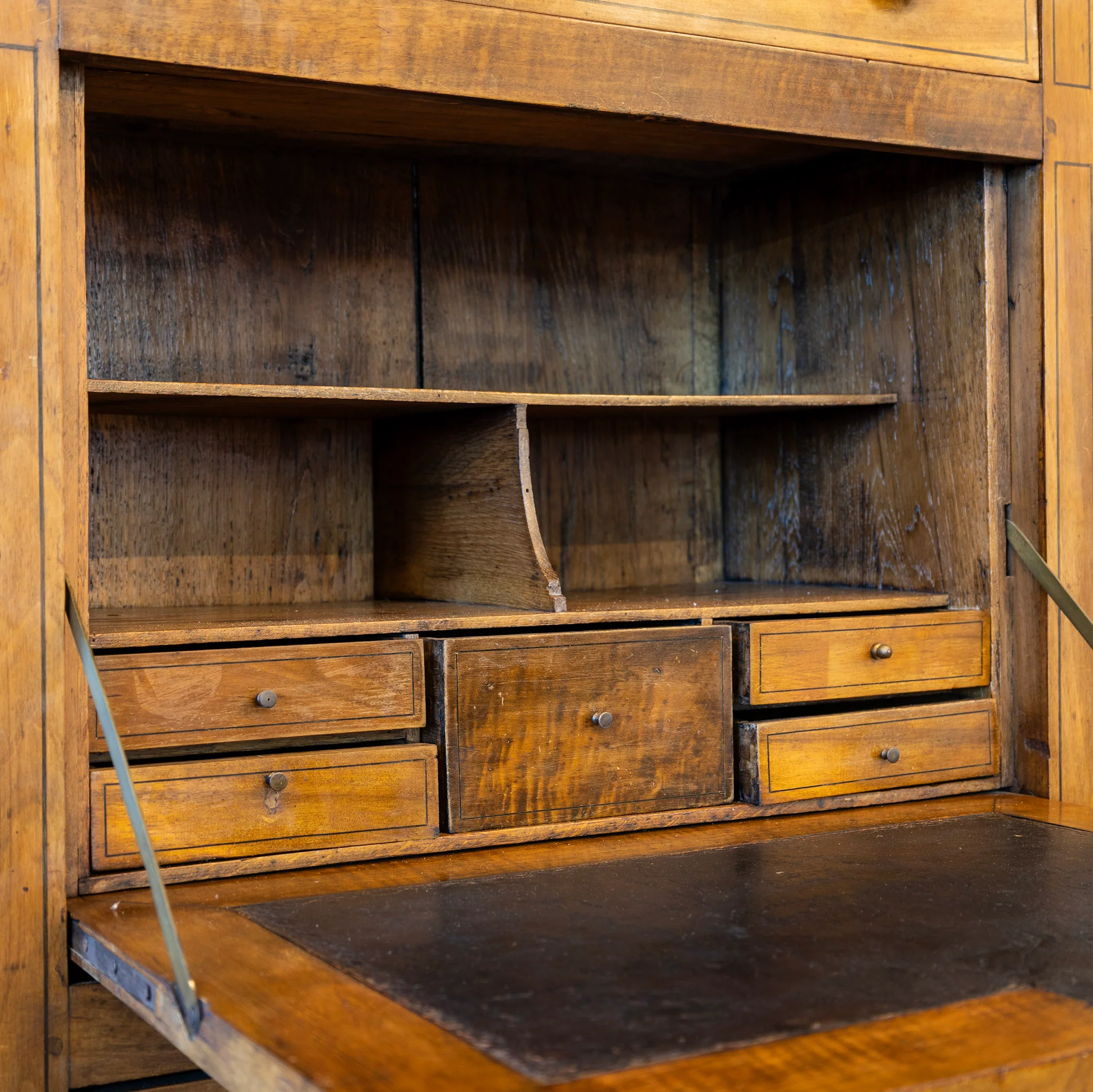 Louis XVI Wood Secretary Desk – Drop Front Drawers with Rosy-Brown Marble Top - Image 5