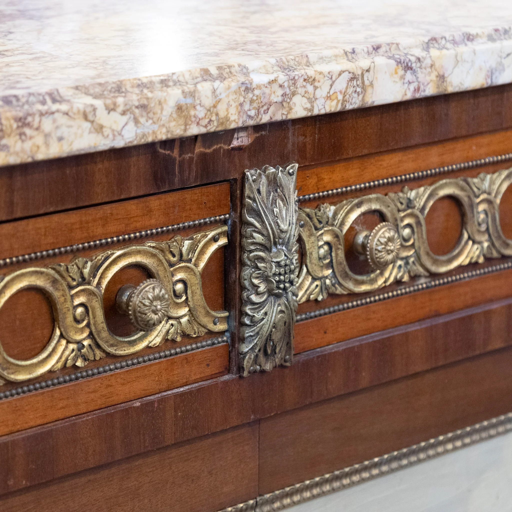Louis XVI Wood Sideboard – Brass Ormolu Trim & Hand-Painted Panel with Breccia Marble Top - Image 12