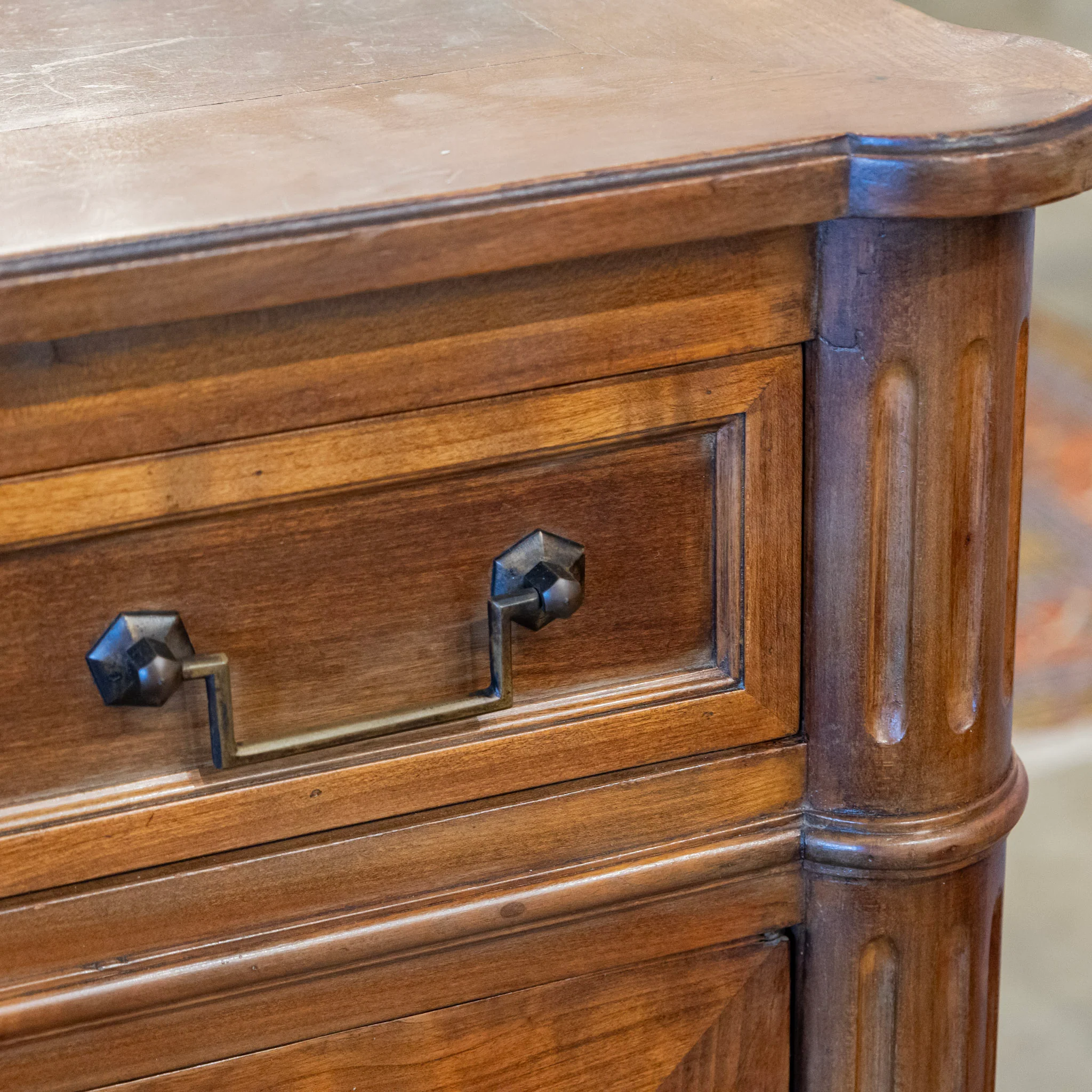Louis XVI Wood Sideboard – Fluted Columns & Square Pulls - Image 11