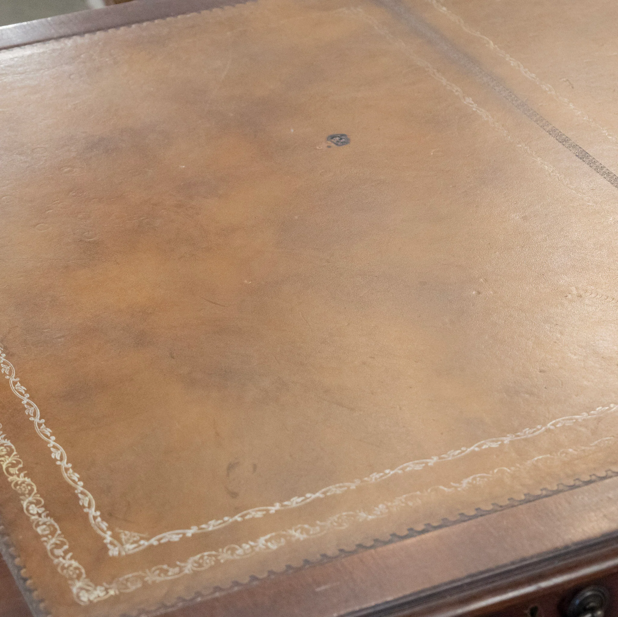 Louis XVI Writing Desk – Original Leather Top & Dark Wood - Image 6