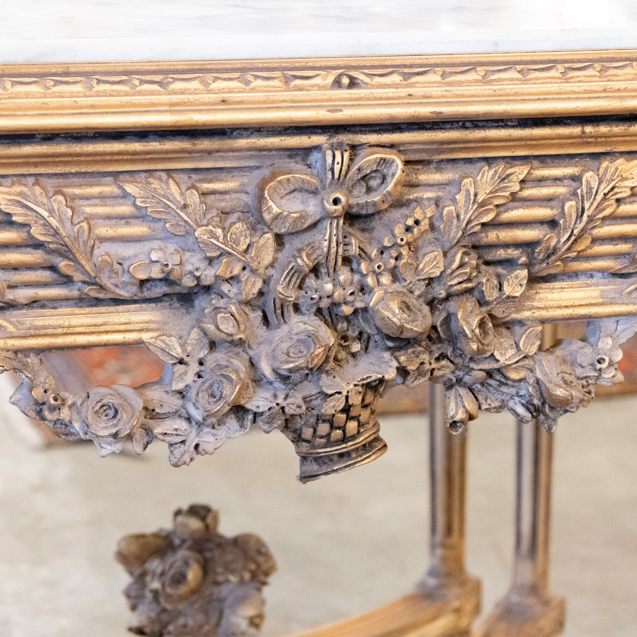 Neoclassical Ornate Center Table – Floral Carvings & White Marble Top - Image 7