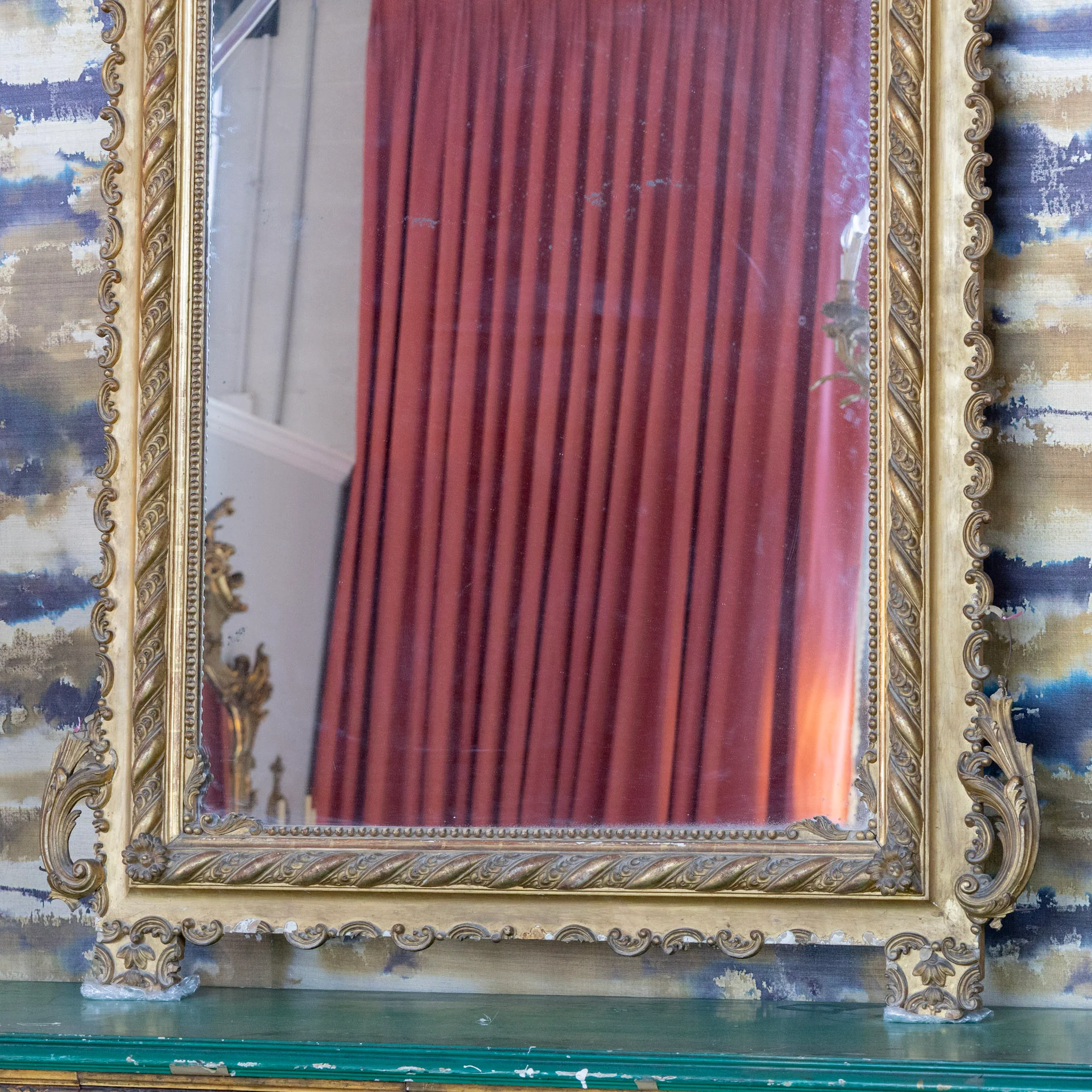 French 18th Century Gilded Ornate Mirror — Leaf Scroll Crest & Rope Trim - Image 3