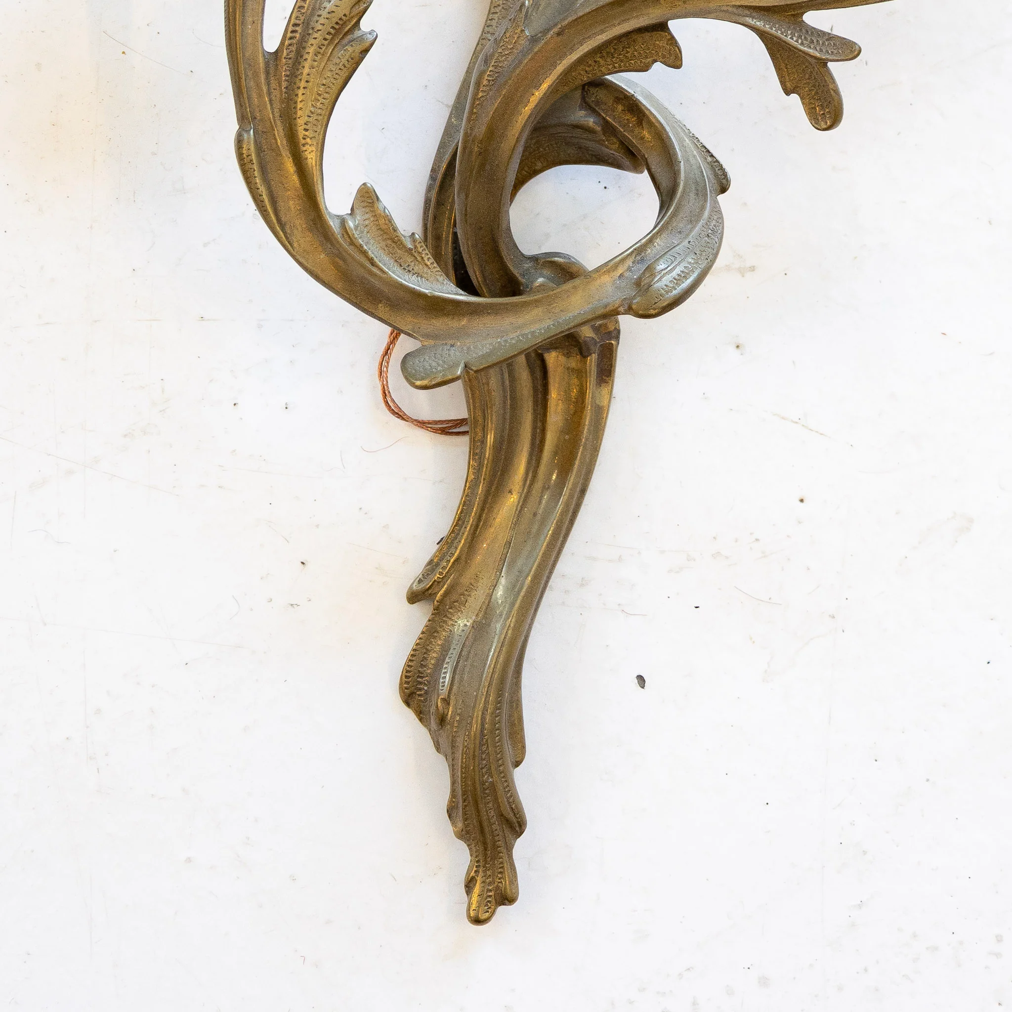 Pair of French Brass Wall Sconces - Leaf Frame - Image 6