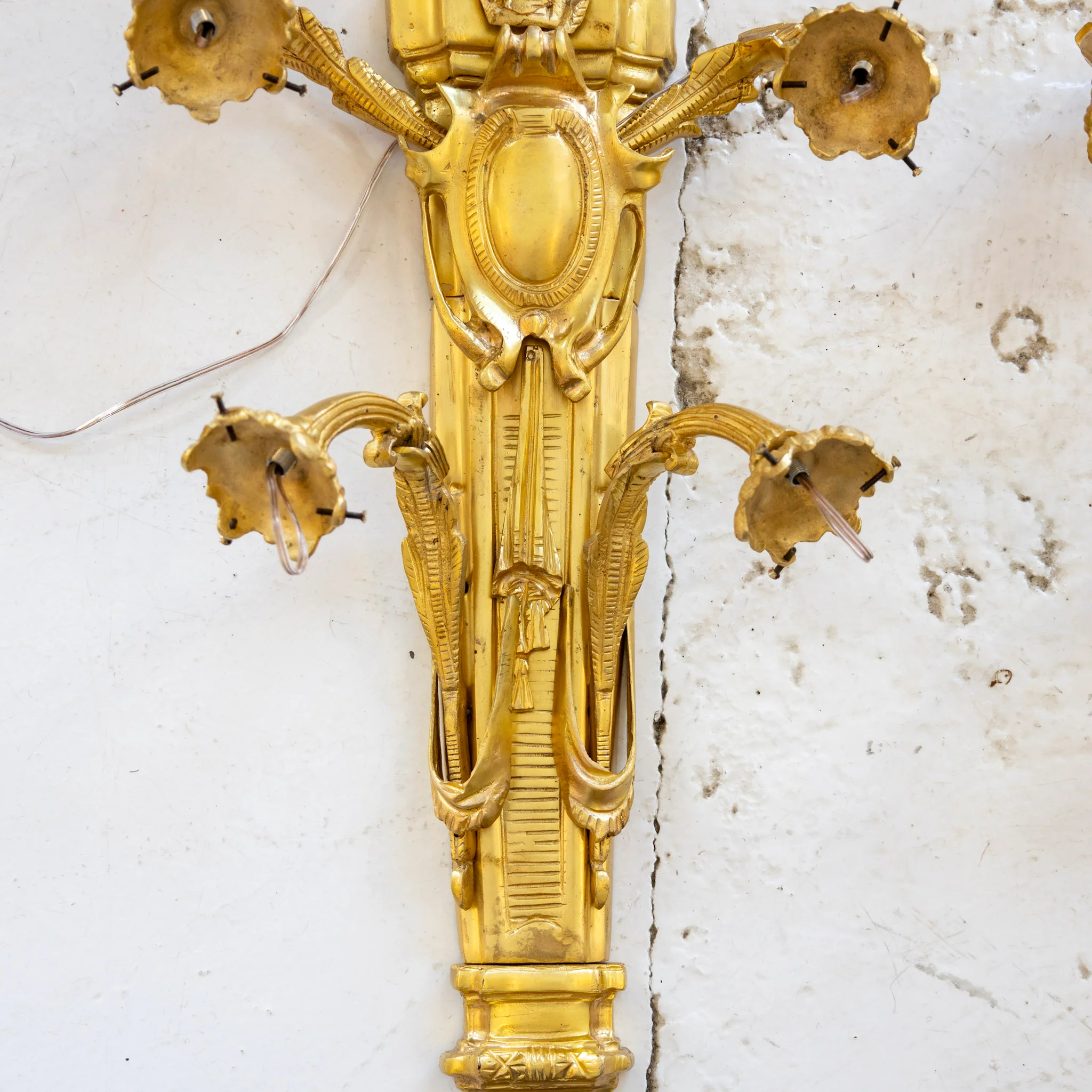 Pair of French Brass Wall Sconces - Bow Crest - Image 3