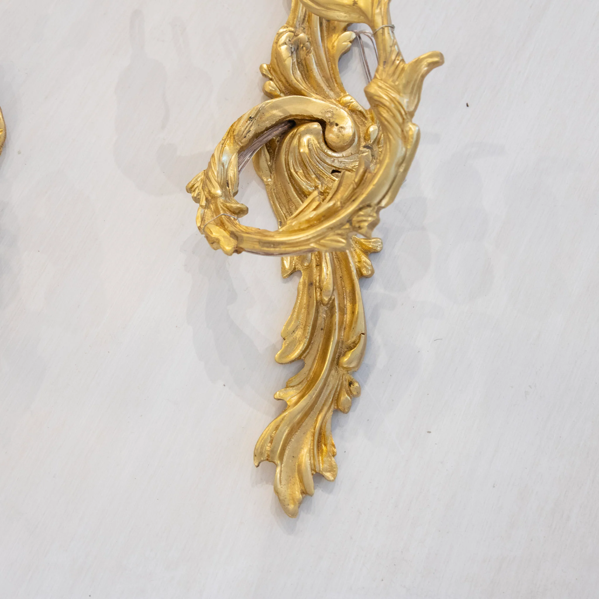 Pair of French Brass Wall Sconces - Ornate Scroll Leaf Frame - Image 3