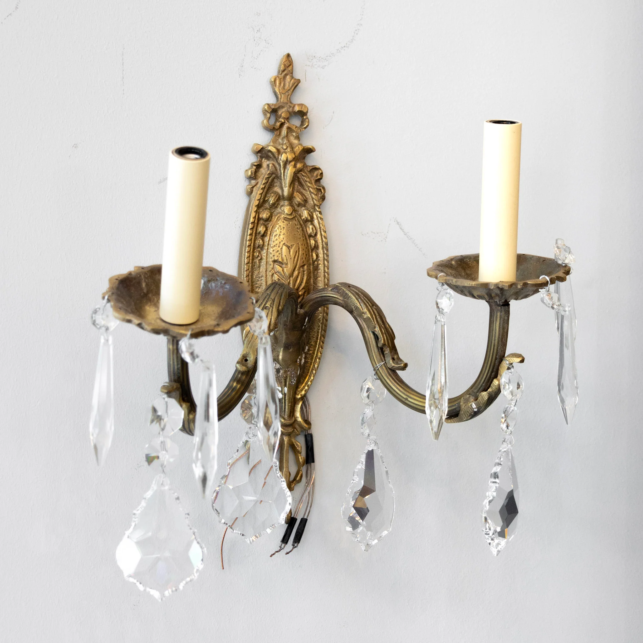 Pair of French Brass Wall Sconces - Oval Backplate & Crystal Drops - Image 2