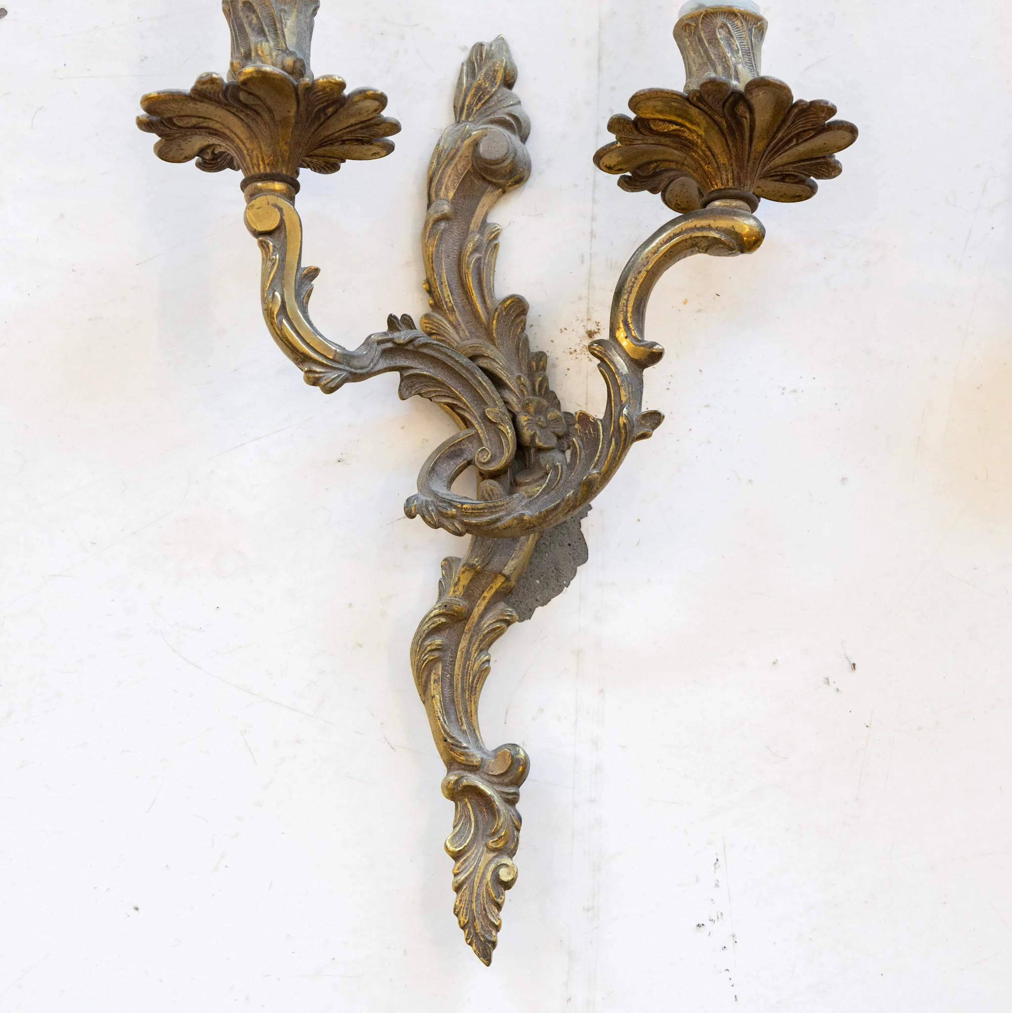 Pair of French Dark Brass Wall Sconces – Floral & Leaf Carvings - Image 4
