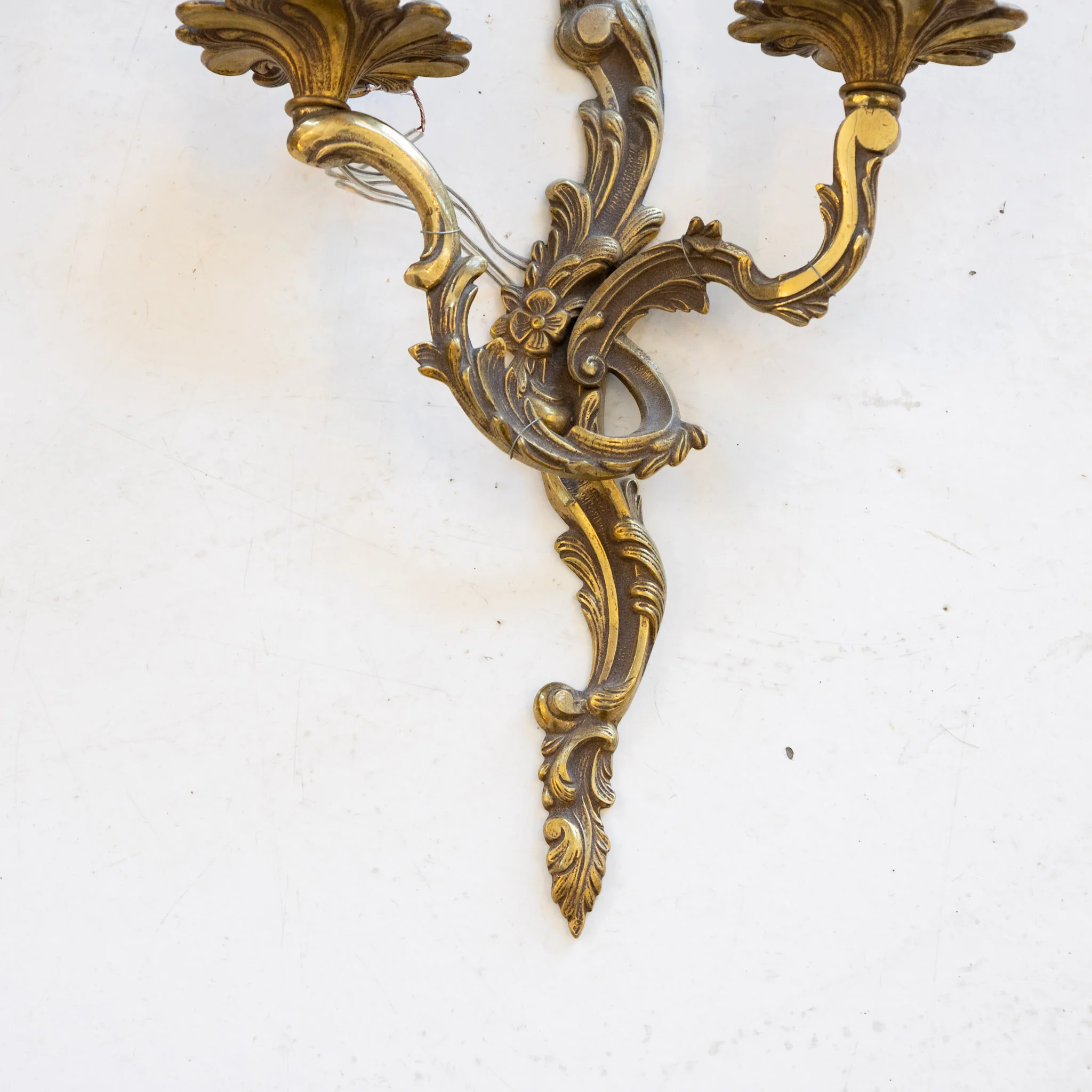 Pair of French Dark Brass Wall Sconces – Floral & Leaf Carvings - Image 6