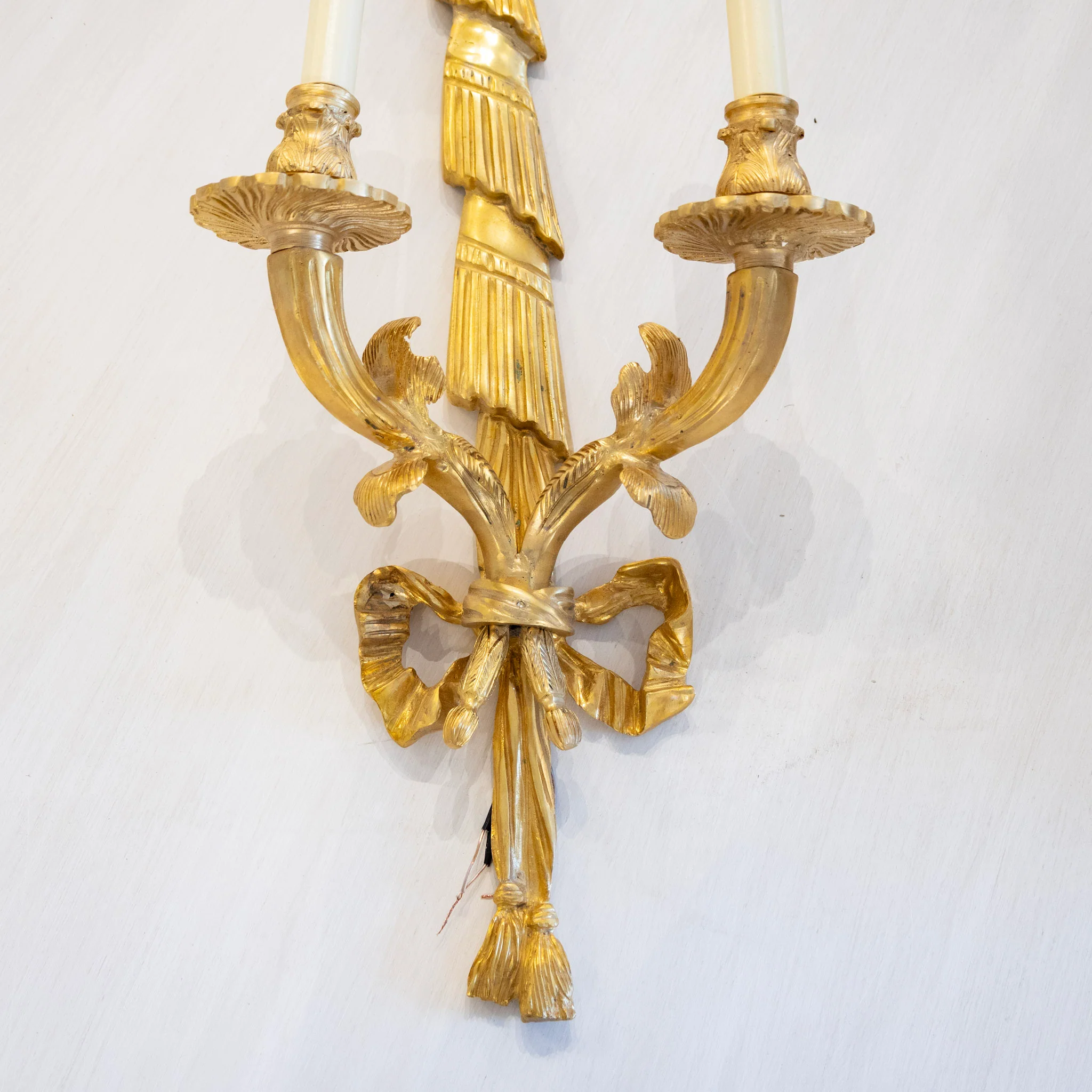 Pair of French Large Brass Wall Sconces - Bow Crest & Fluted Leaf Frame - Image 2