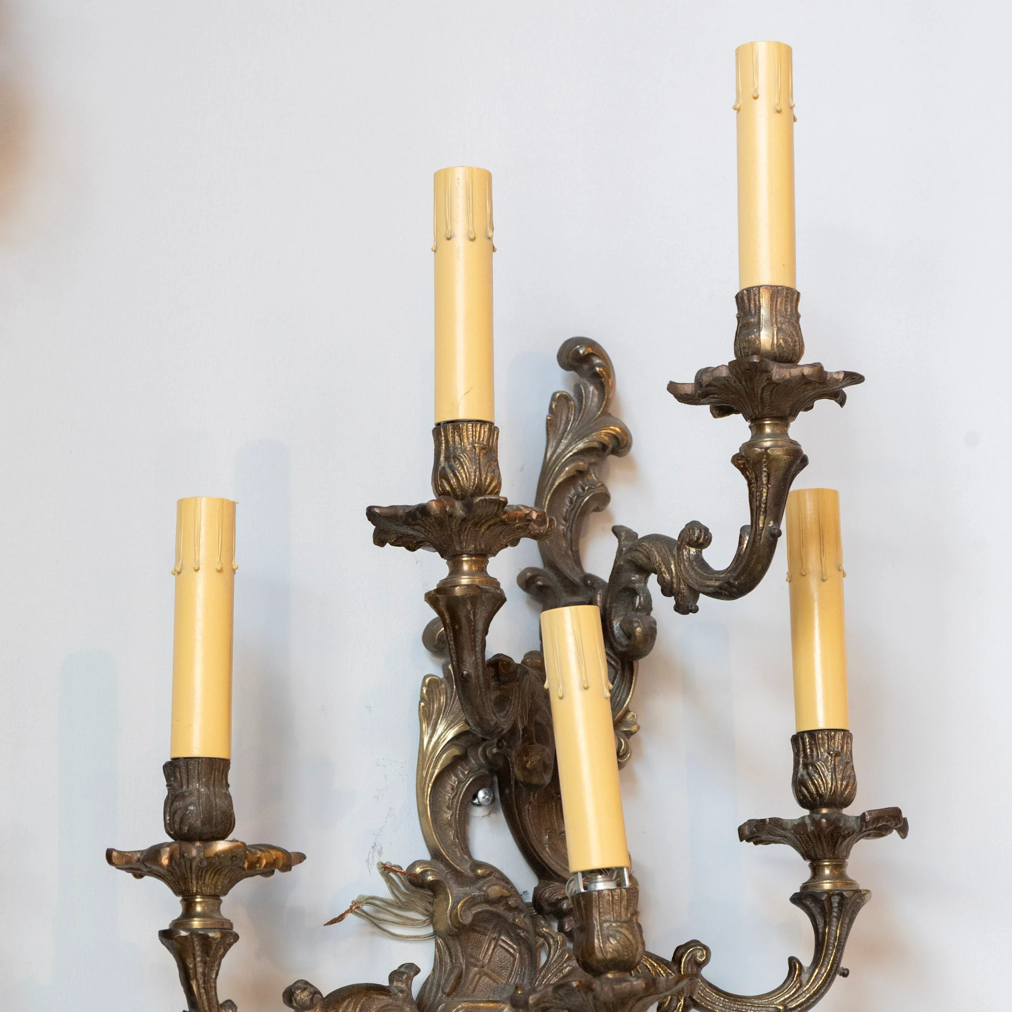 Pair of Louis XV Aged Brass Sconces – Rococo Scrollwork & Five Candle Arms - Image 3