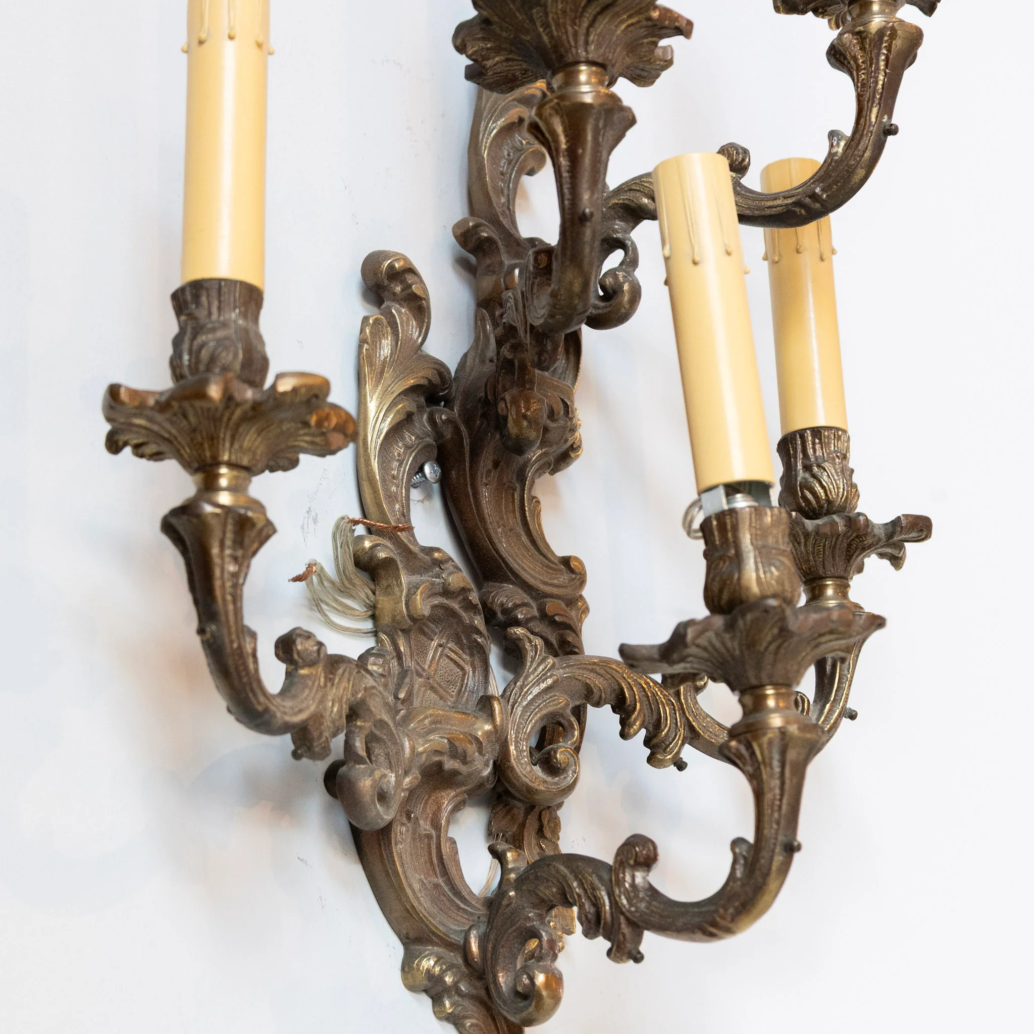 Pair of Louis XV Aged Brass Sconces – Rococo Scrollwork & Five Candle Arms - Image 7
