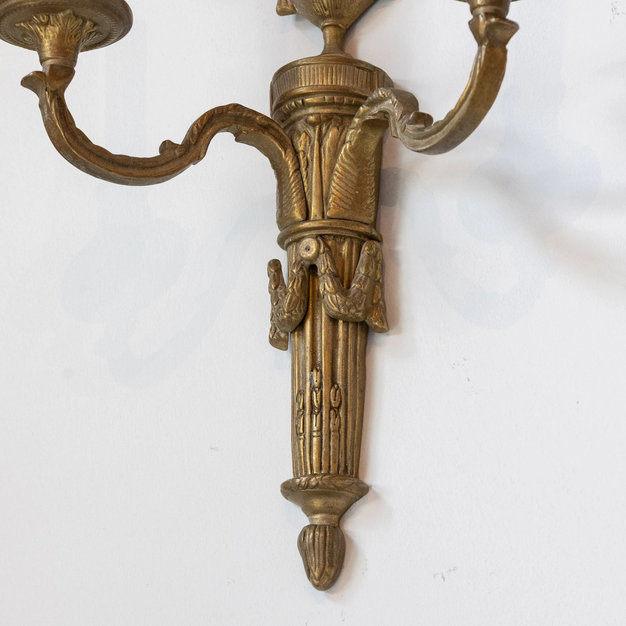 Pair of Louis XVI Dark Brass Wall Sconces – Urn Finial & Laurel Carvings - Image 3