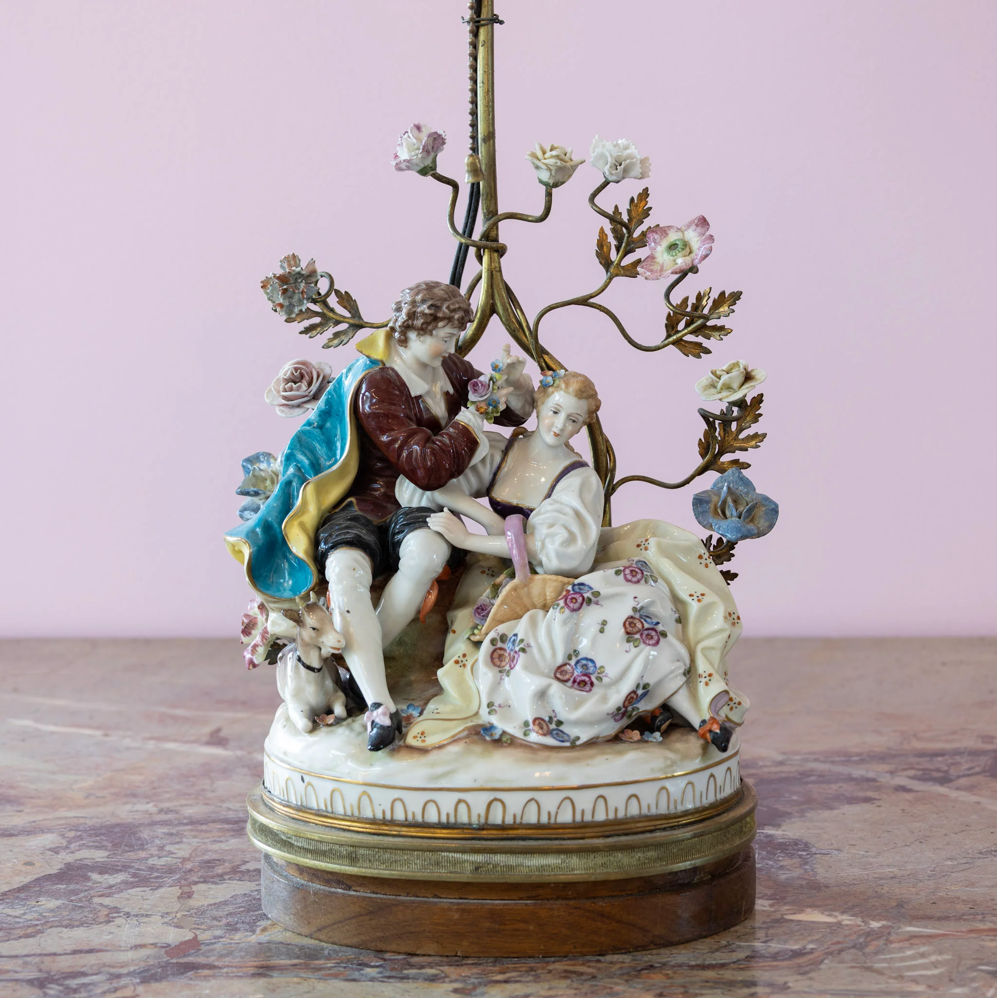 Pair of Porcelain Rococo Style Couple Lamps - Image 4