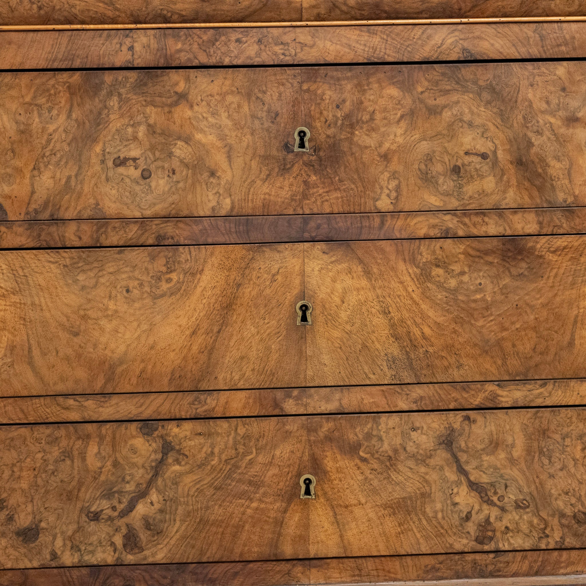 Petite Louis Philippe Chest – Burl Wood & Black Marble Top - Image 6