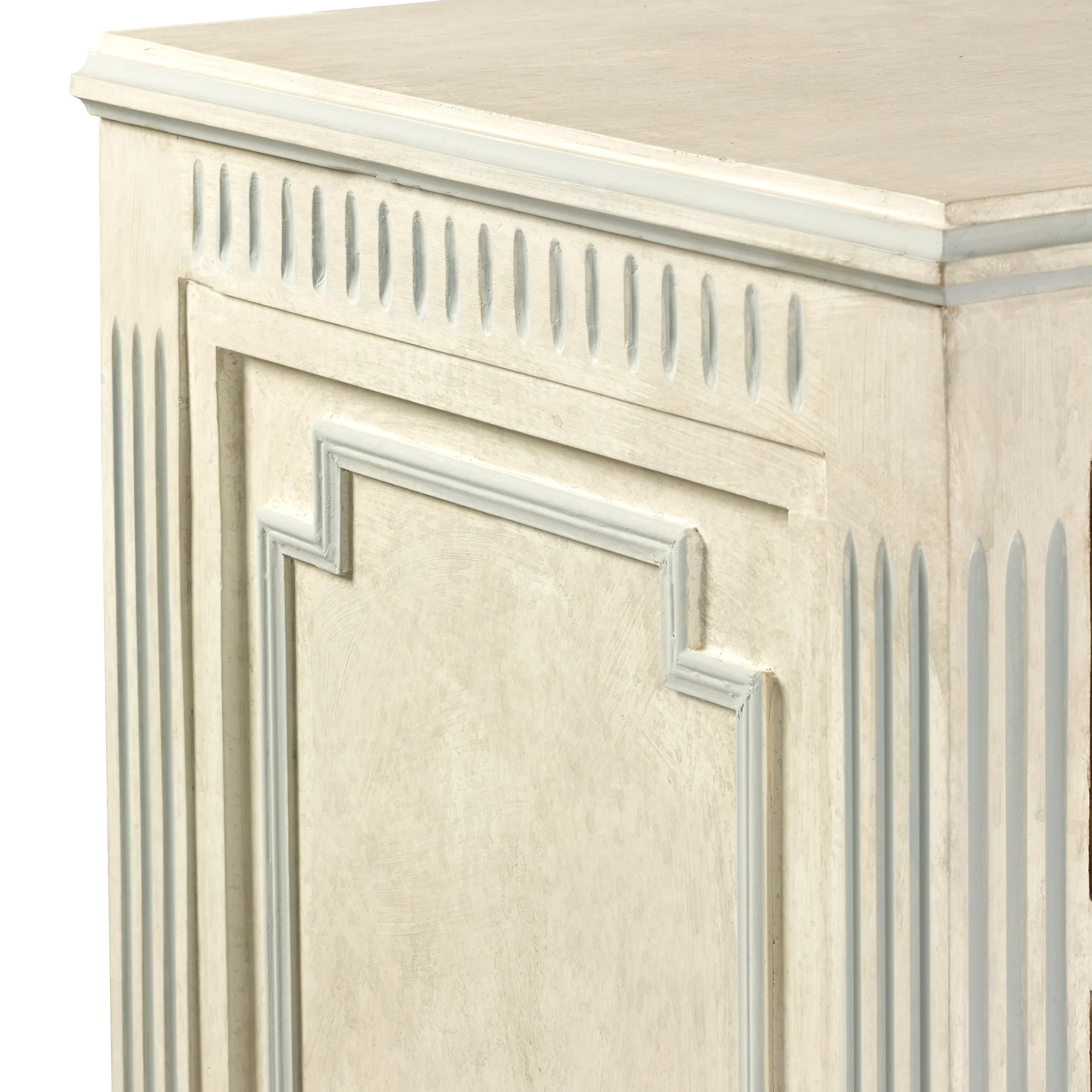Scandinavian Chest with Rounded Legs and Blue Trim - Image 8