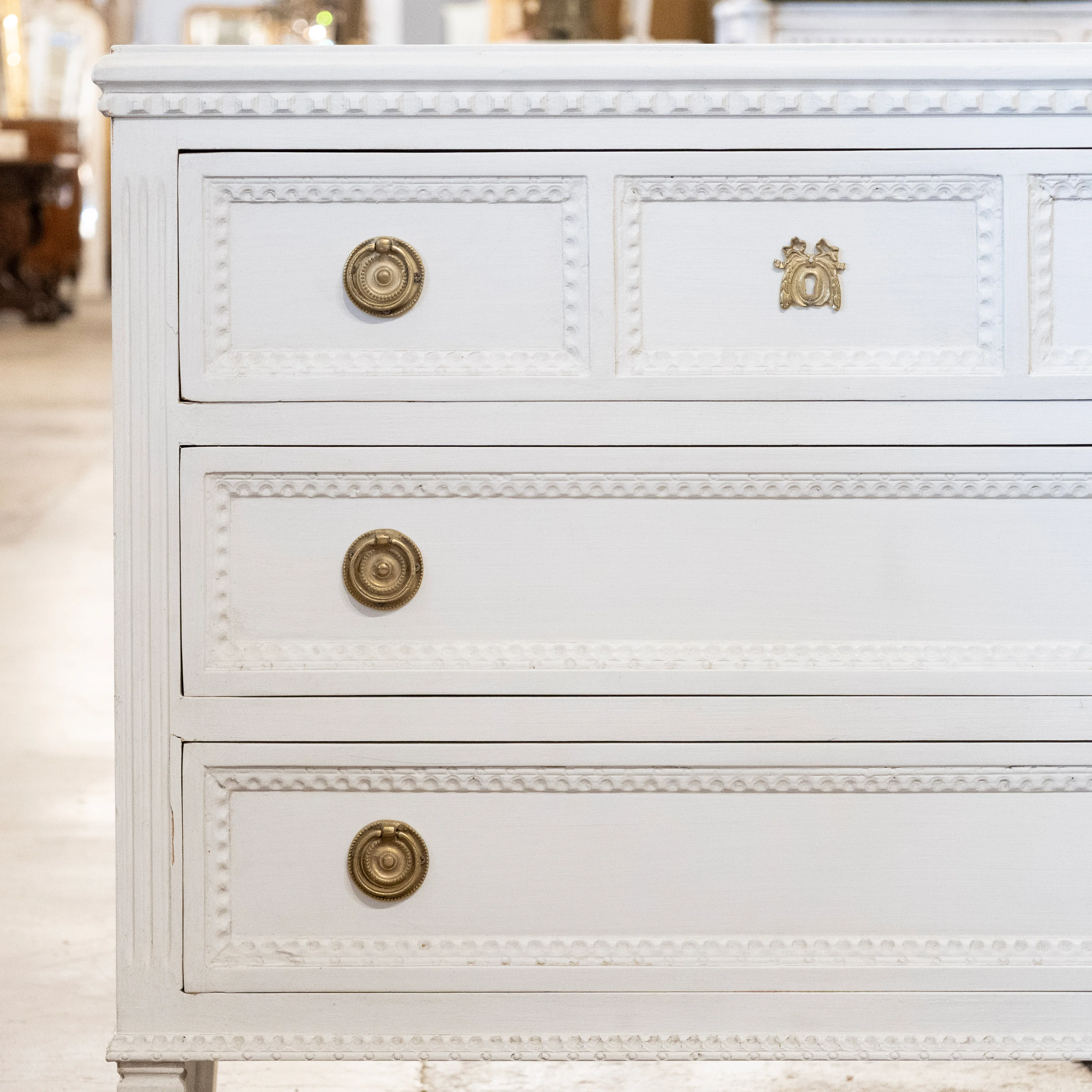 Swedish 3-Drawer Chest – Beaded Trim & Brass Hardware in Dove White - Image 5