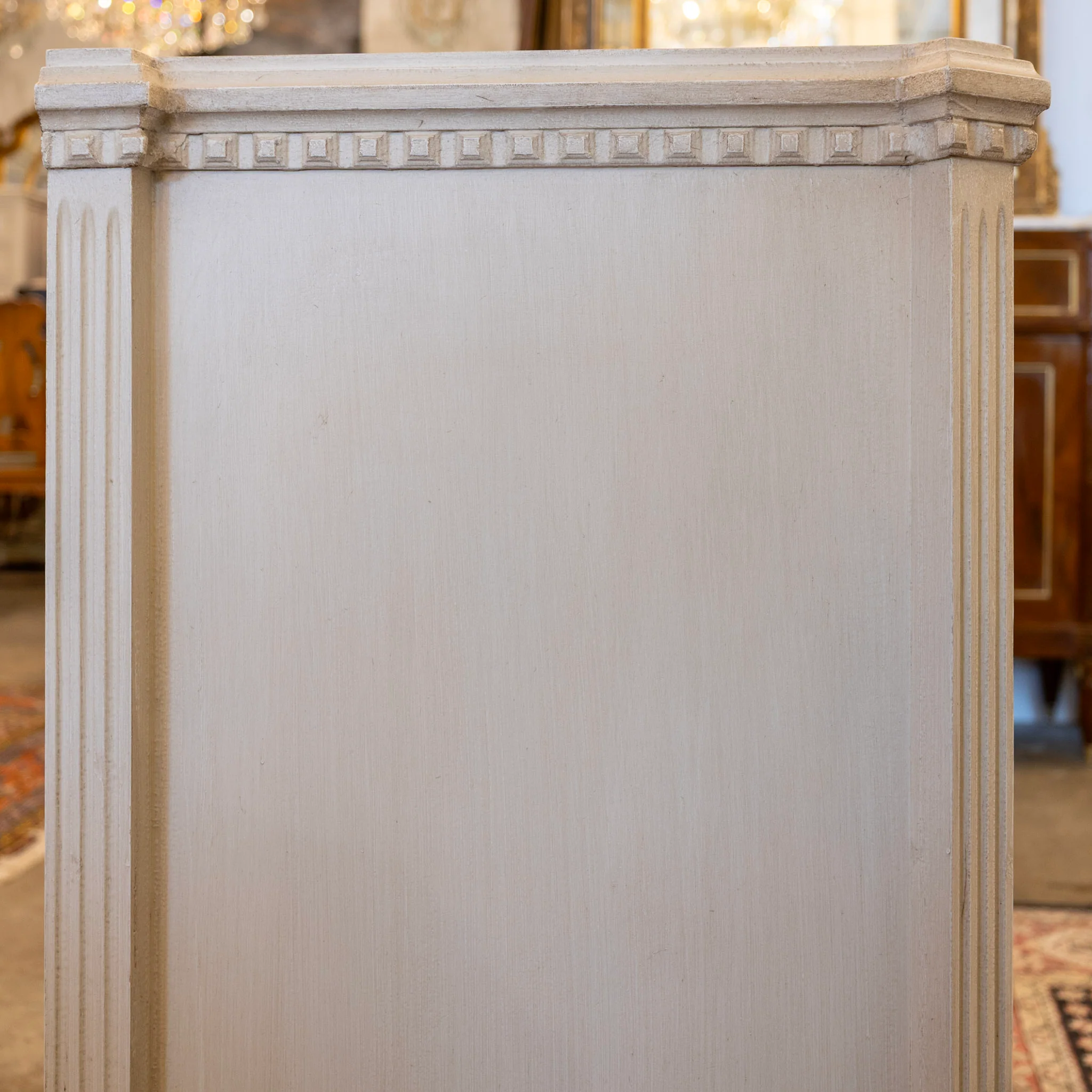 Swedish 3-Drawer Chest – Canted Corners & Circular Carved Detail in Antique White - Image 6