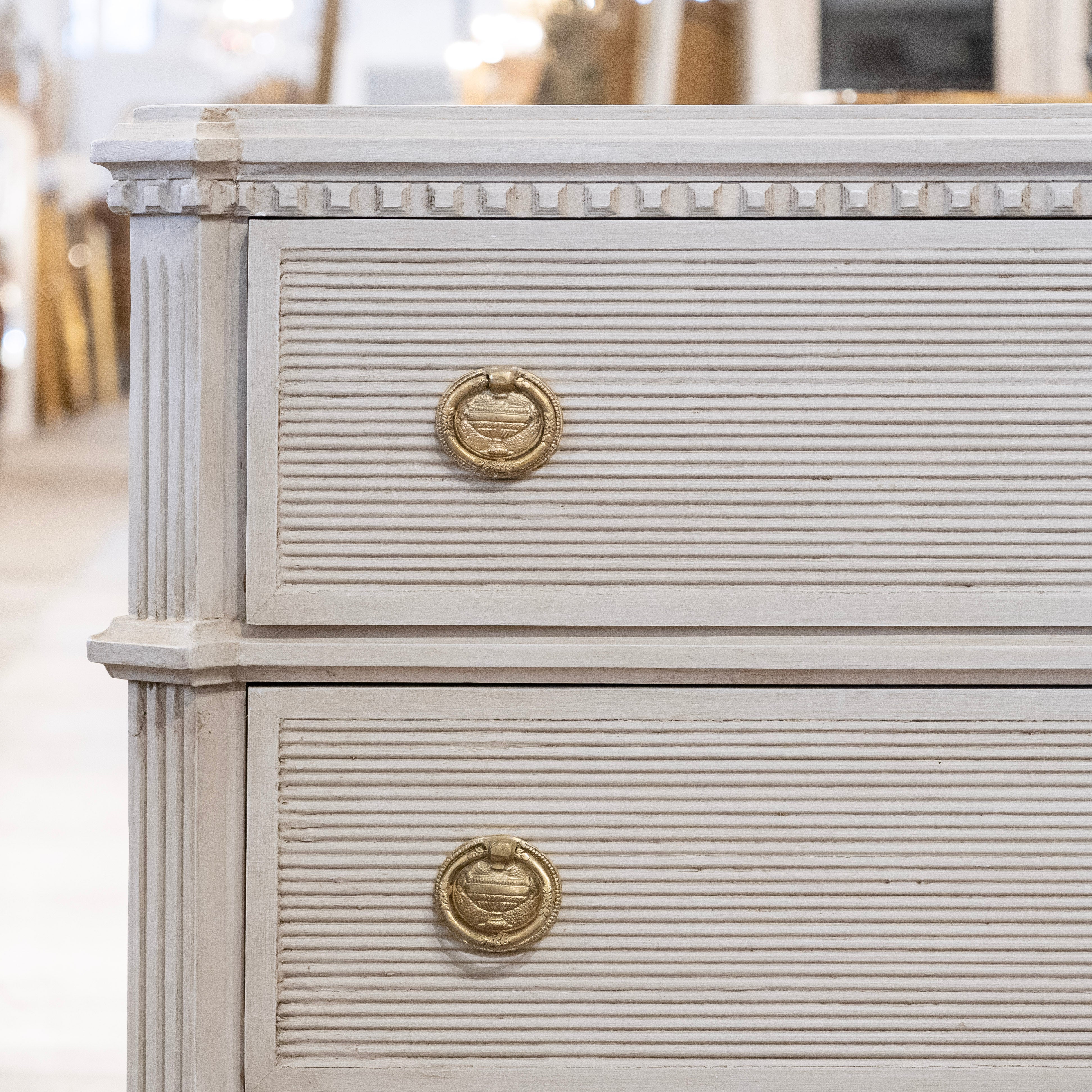 Swedish 3-Drawer Chest – Canted Corners & Reeded Drawers in French Grey - Image 6