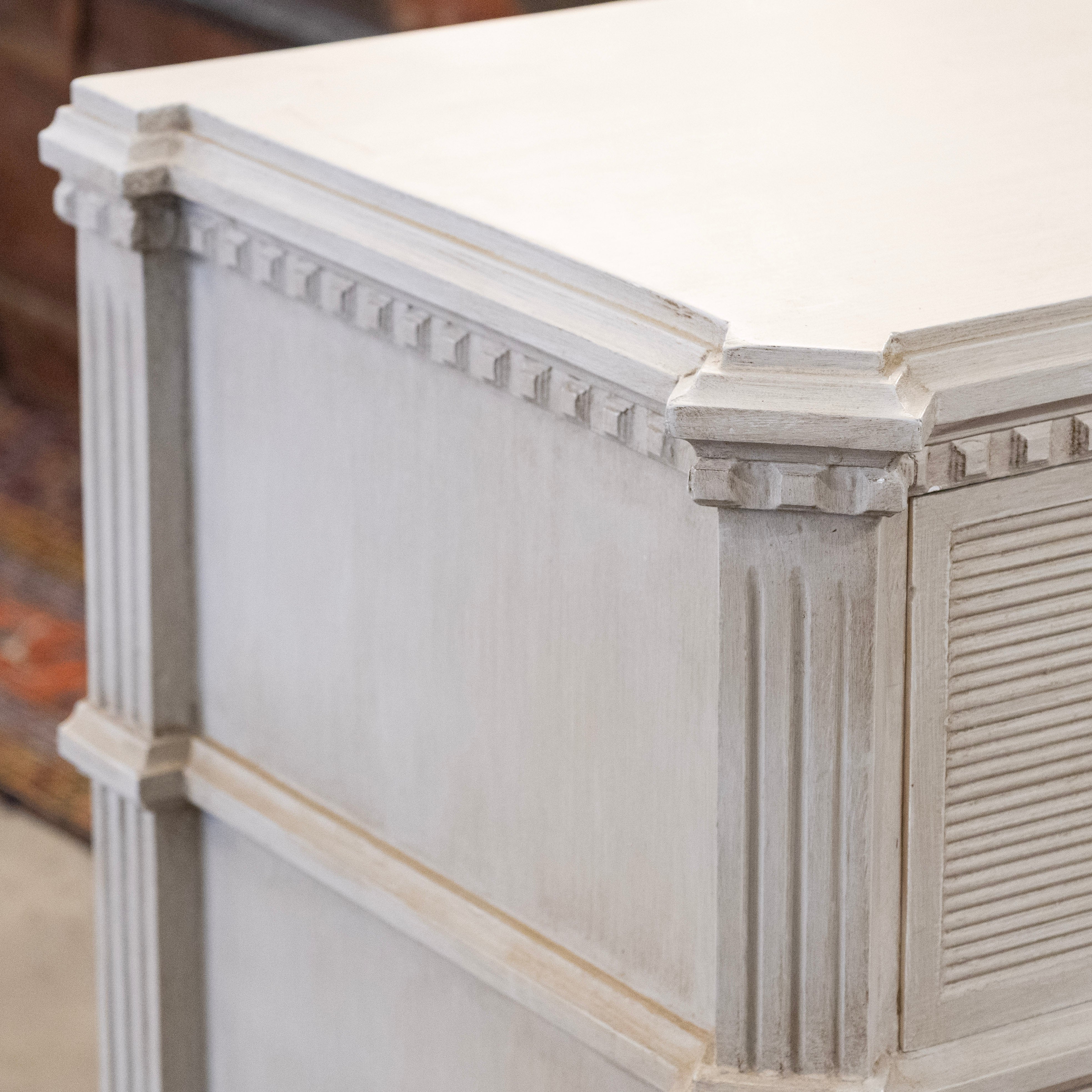 Swedish 3-Drawer Chest – Canted Corners & Reeded Drawers in French Grey - Image 8