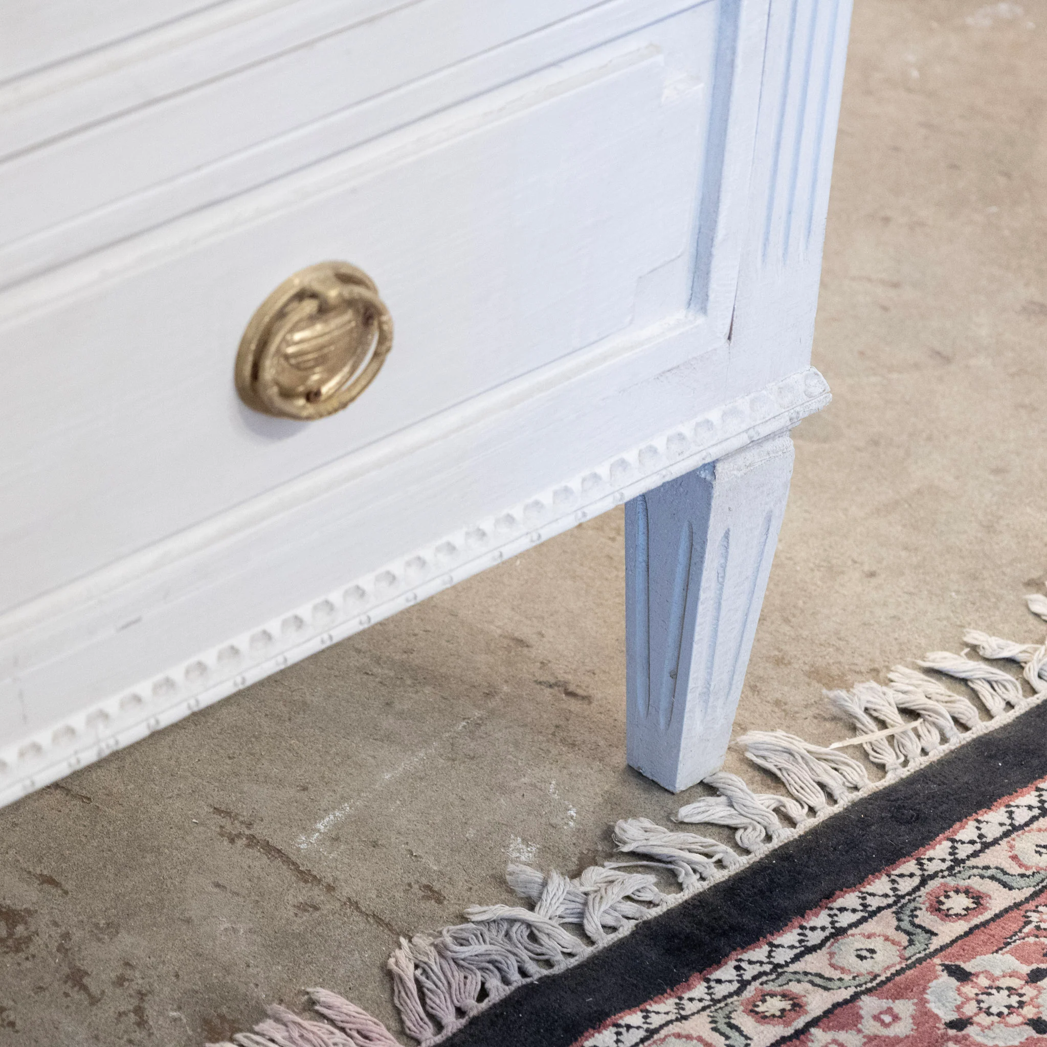 Swedish 3-Drawer Chest – Circular & Closed Block Trim in Dove White - Image 5