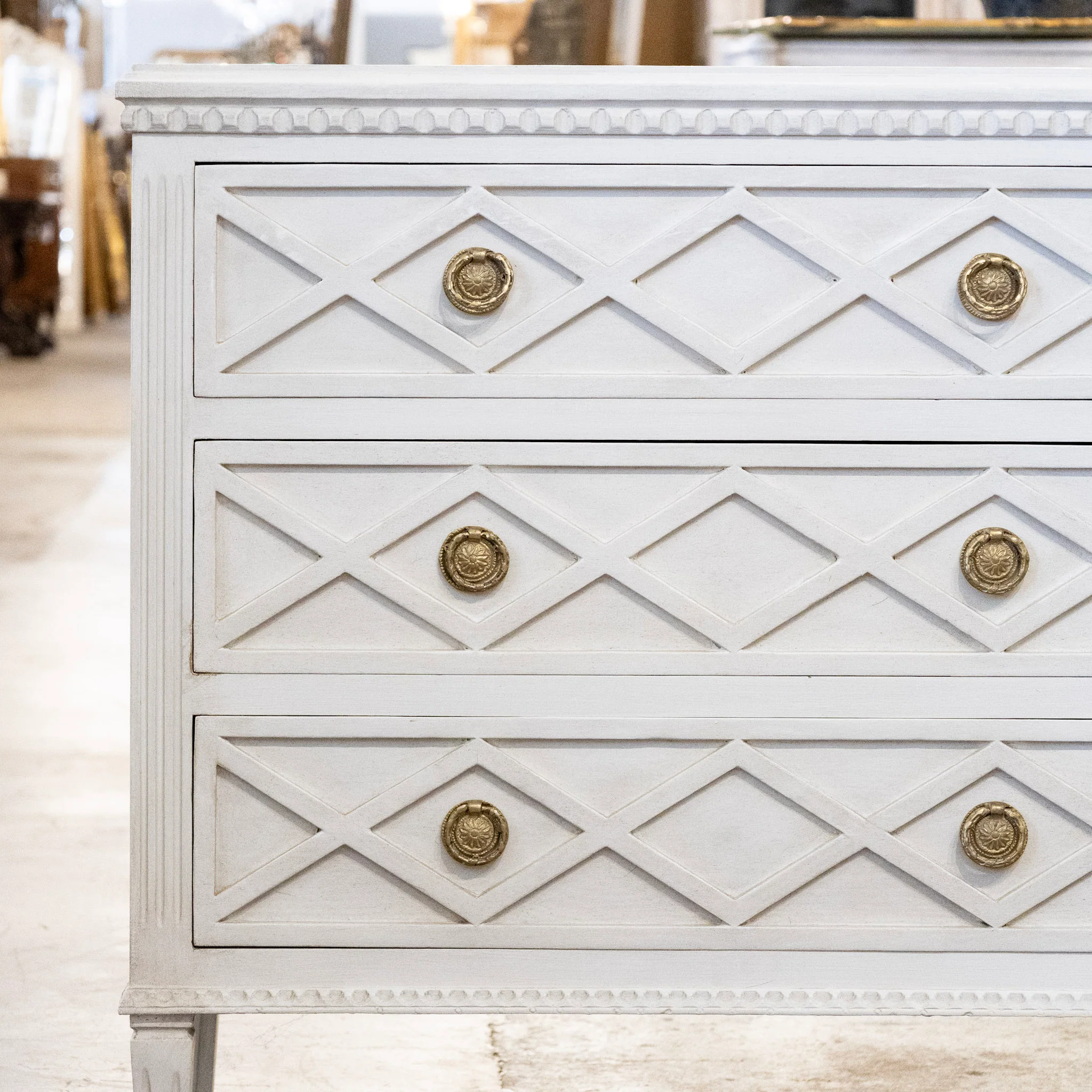 Swedish 3-Drawer Chest – Diamond Trim in Dove White - Image 4