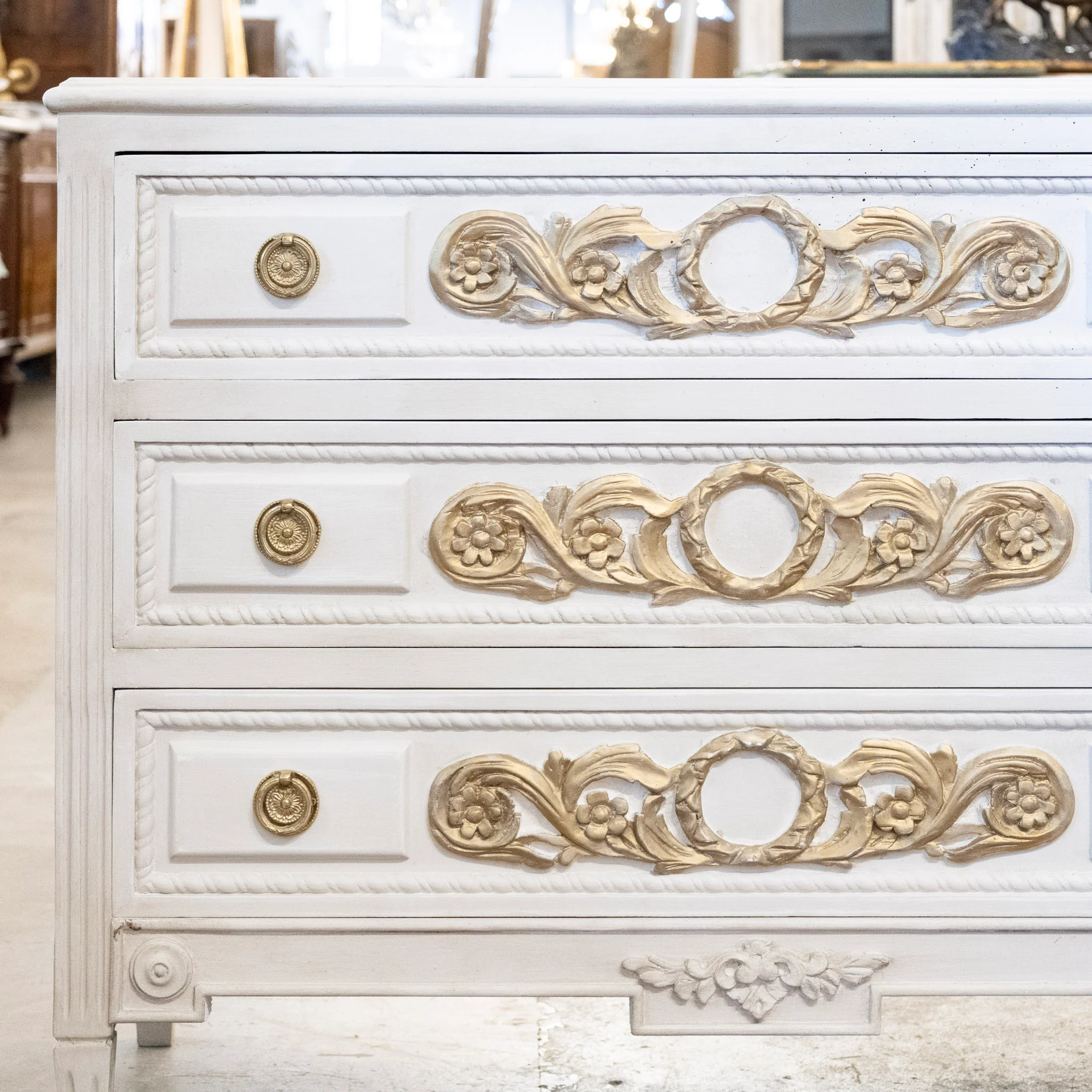 Swedish 3-Drawer Chest – Gilded Floral Carvings & Rope Trim in Dove White - Image 4