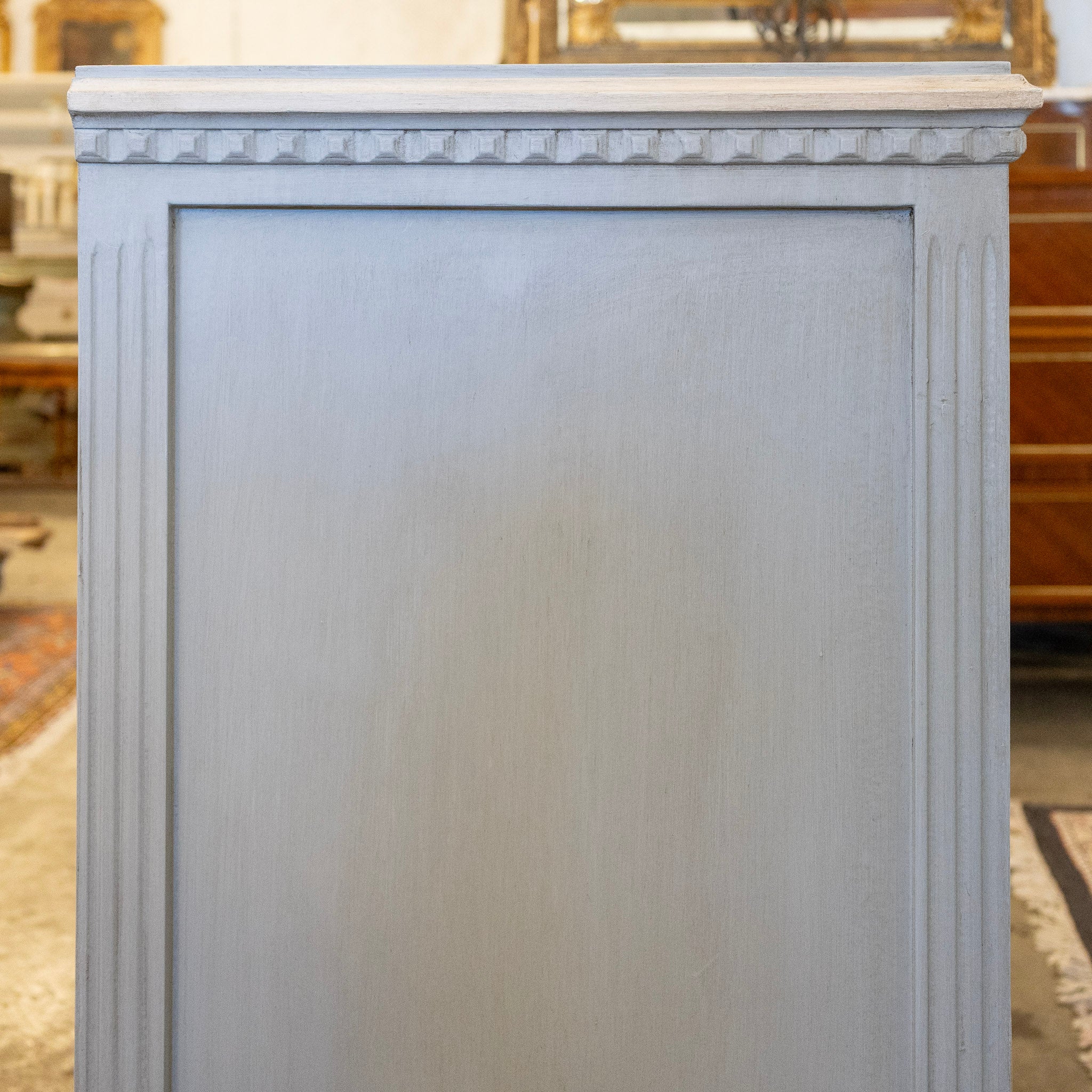 Swedish 3-Drawer Chest in French Blue – Carved Floral Detailing & White Trim - Image 9