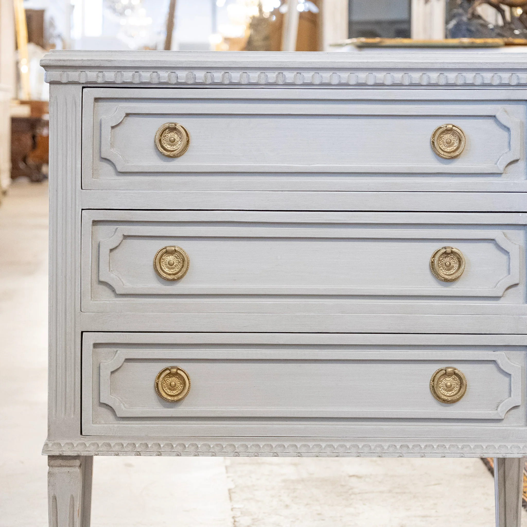 Swedish 3-Drawer Chest – Open Trim & Tall Legs in French Grey - Image 4