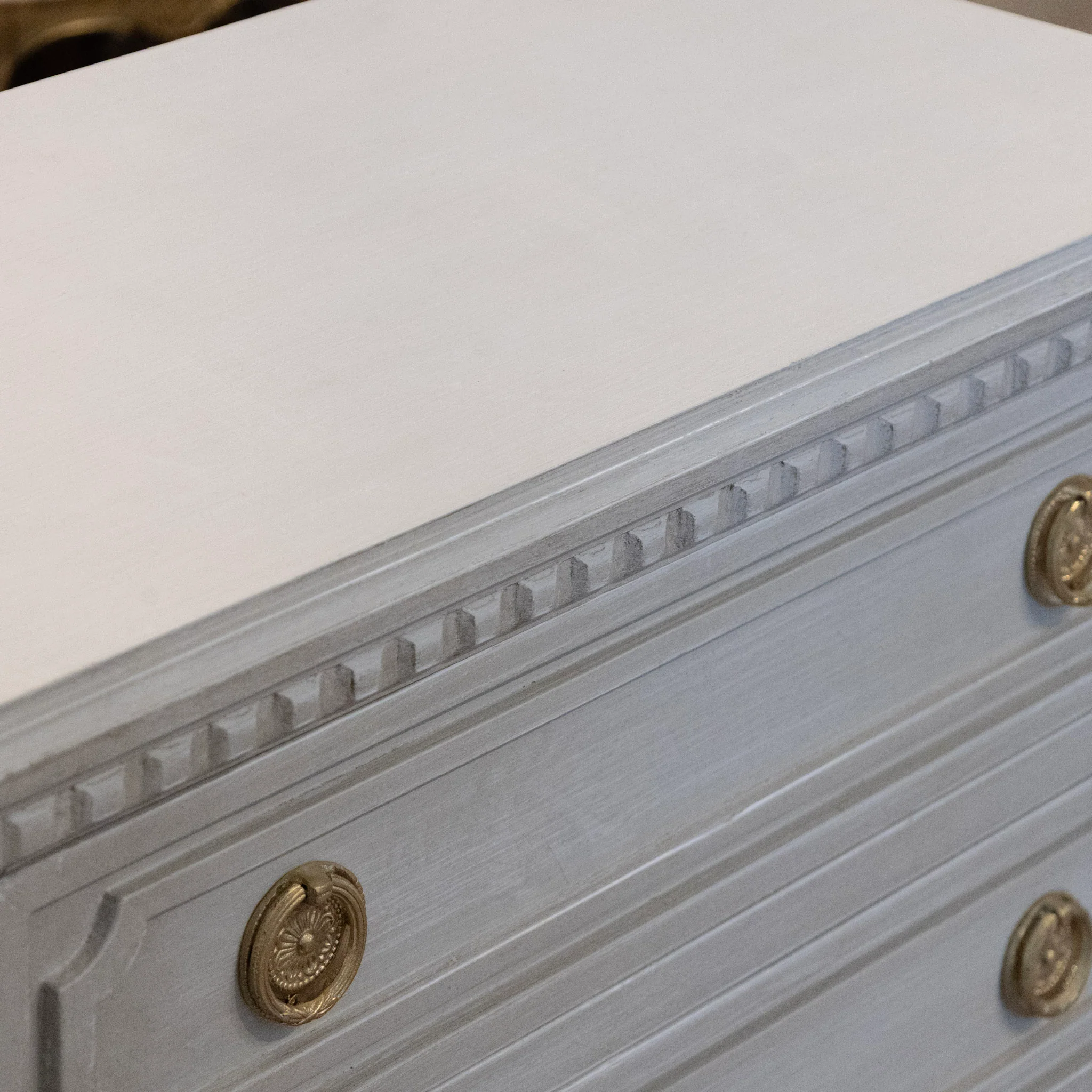 Swedish 3-Drawer Chest – Open Trim & Tall Legs in French Grey - Image 7
