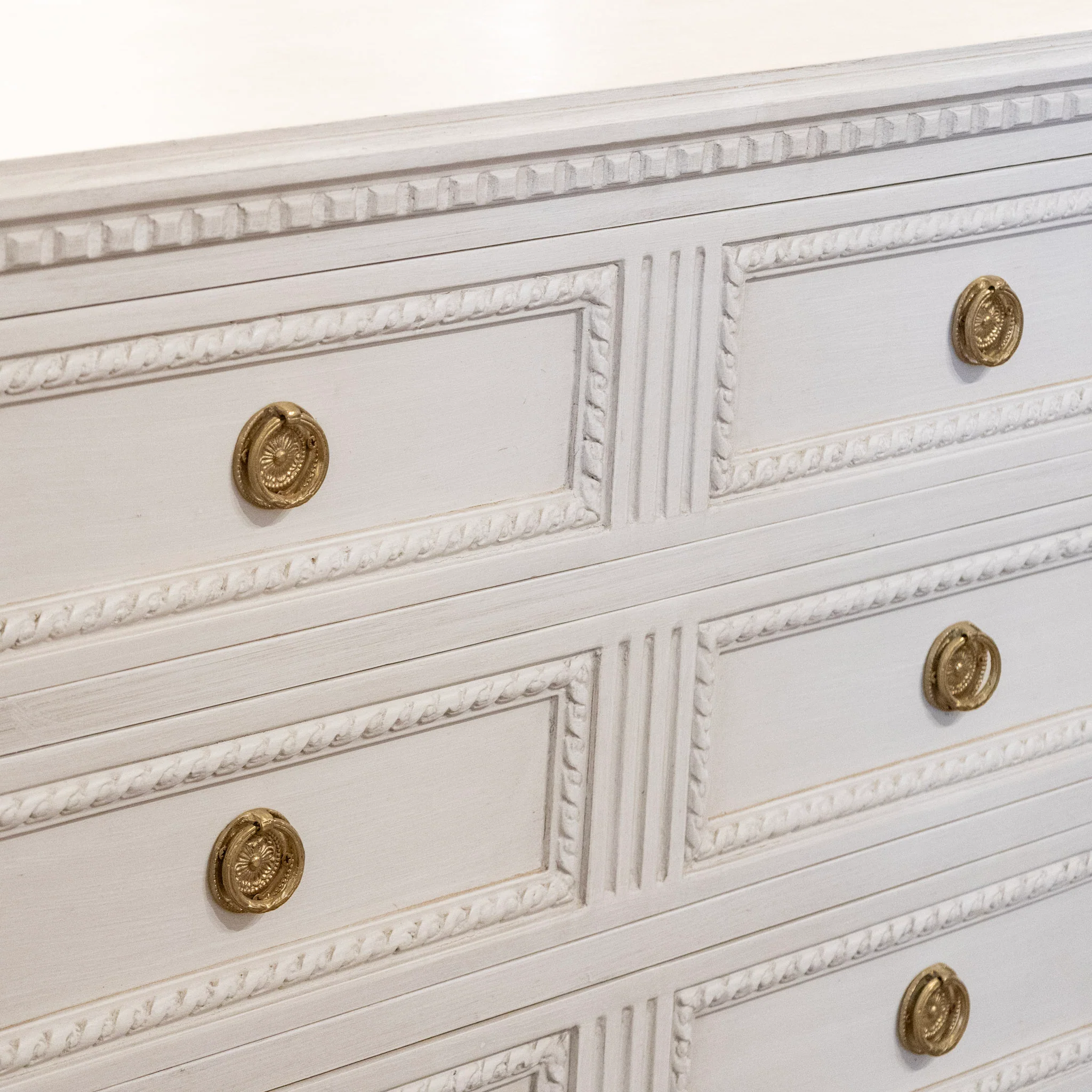 Swedish 3-Drawer Chest – Rope & Fluted Trim in Dove White - Image 5