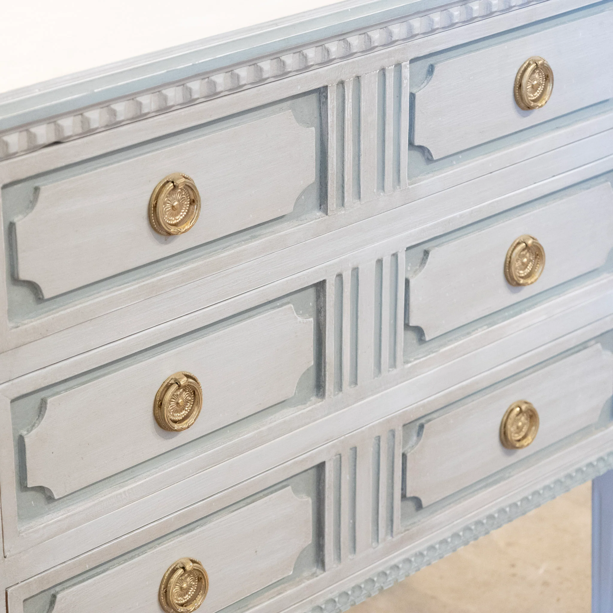 Swedish 3-Drawer Chest – Tall Legs with Fluted Trim in Blue & Grey - Image 5
