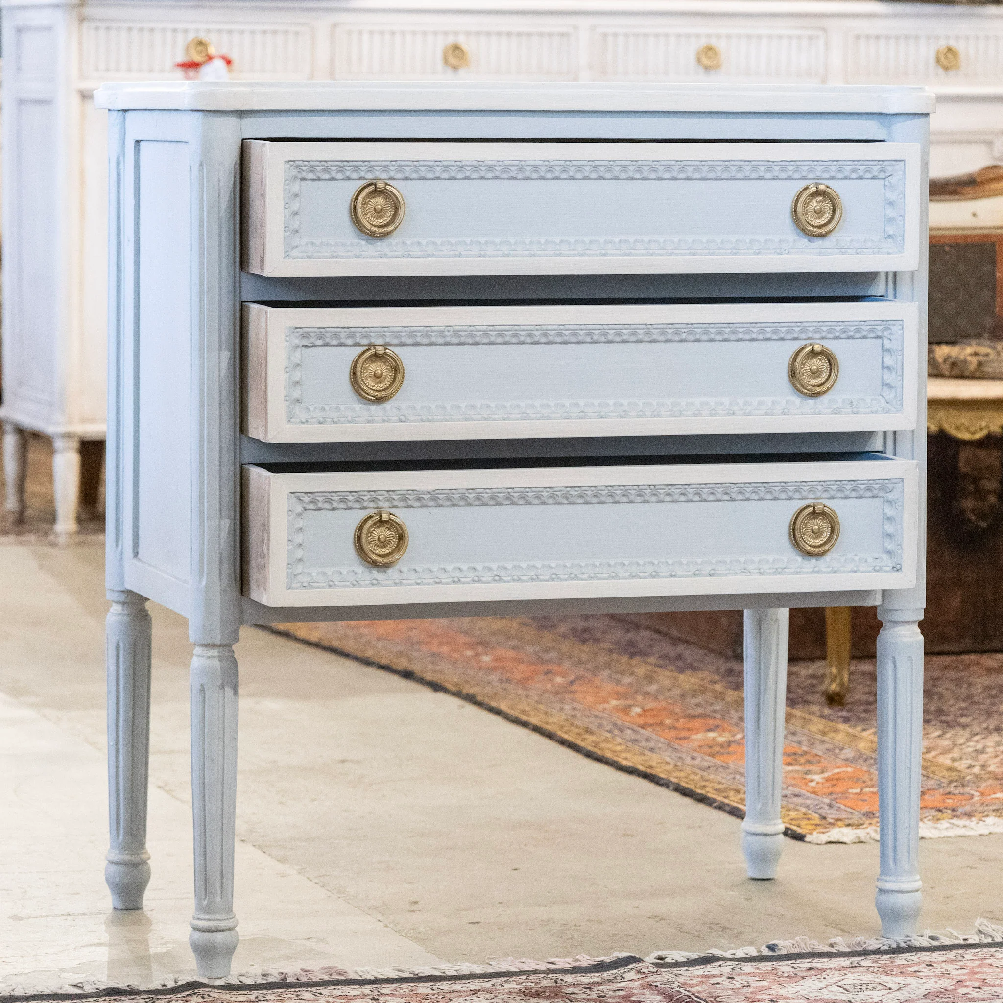 Swedish 3-Drawer Chest with Beaded Trim and Tall Legs in Soft Blue - Image 3