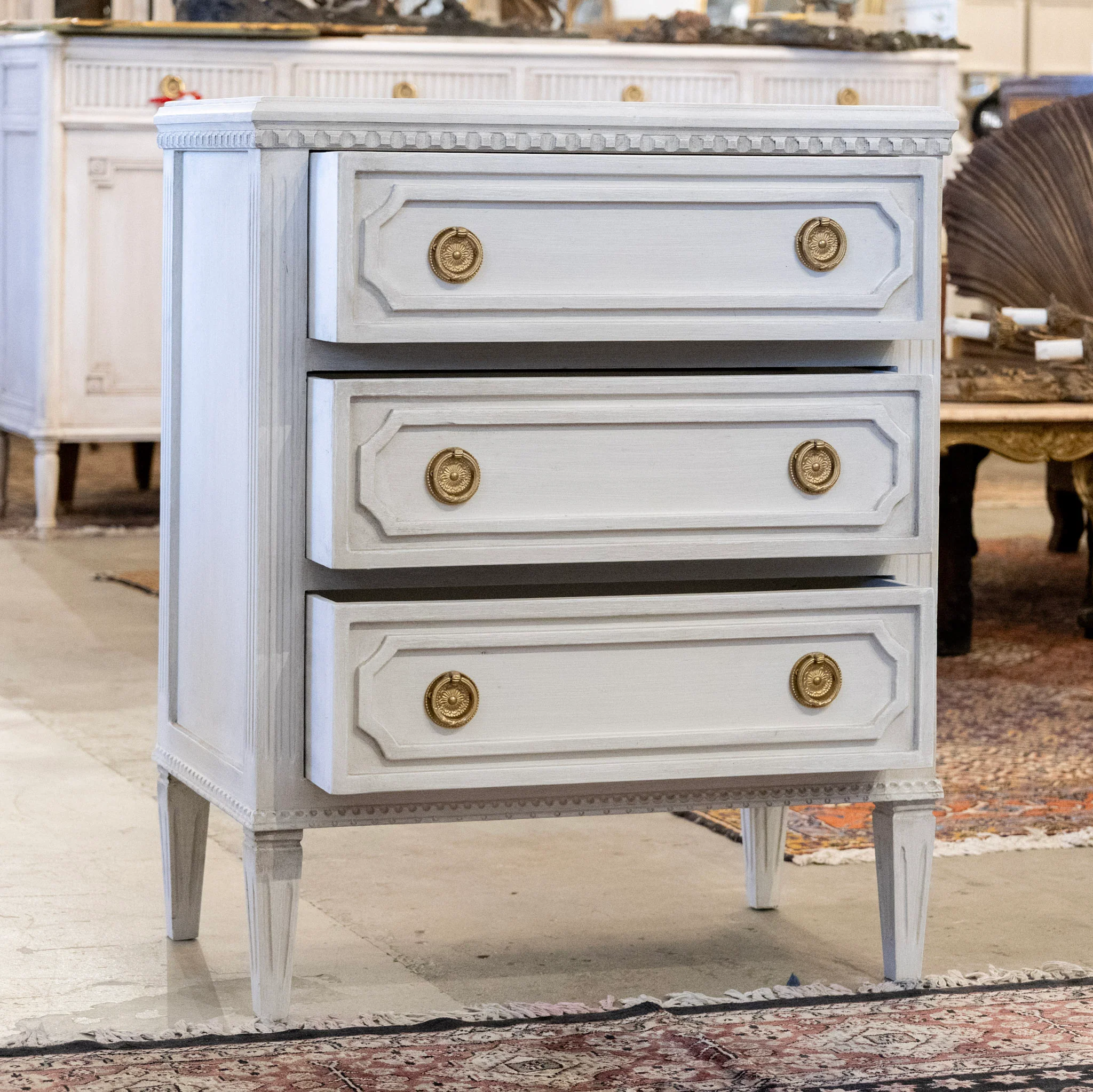 Swedish 3-Drawer Chest with Beveled Panels & Round Pulls in Antique White - Image 3