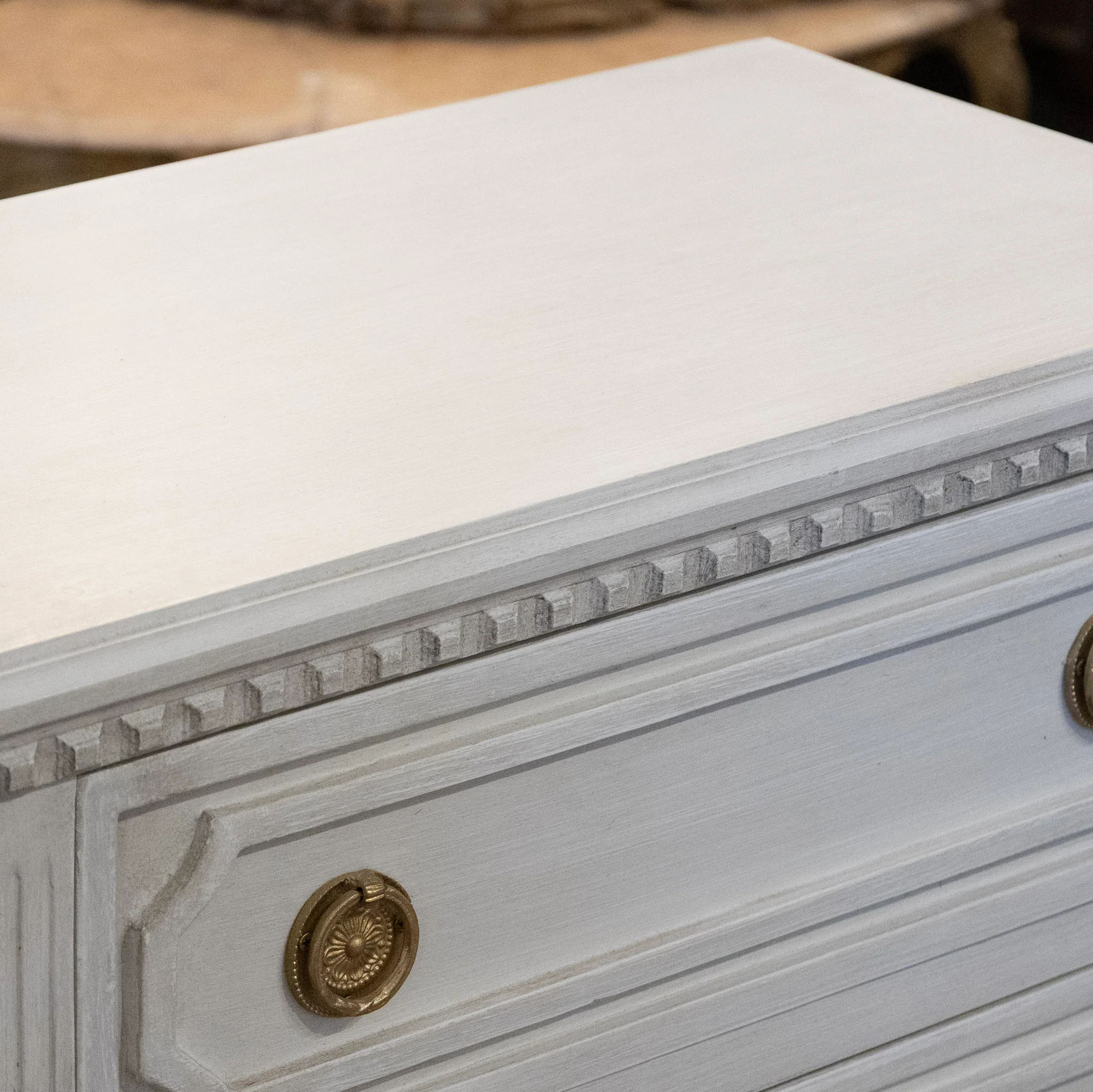 Swedish 3-Drawer Chest with Beveled Panels & Round Pulls in Antique White - Image 5
