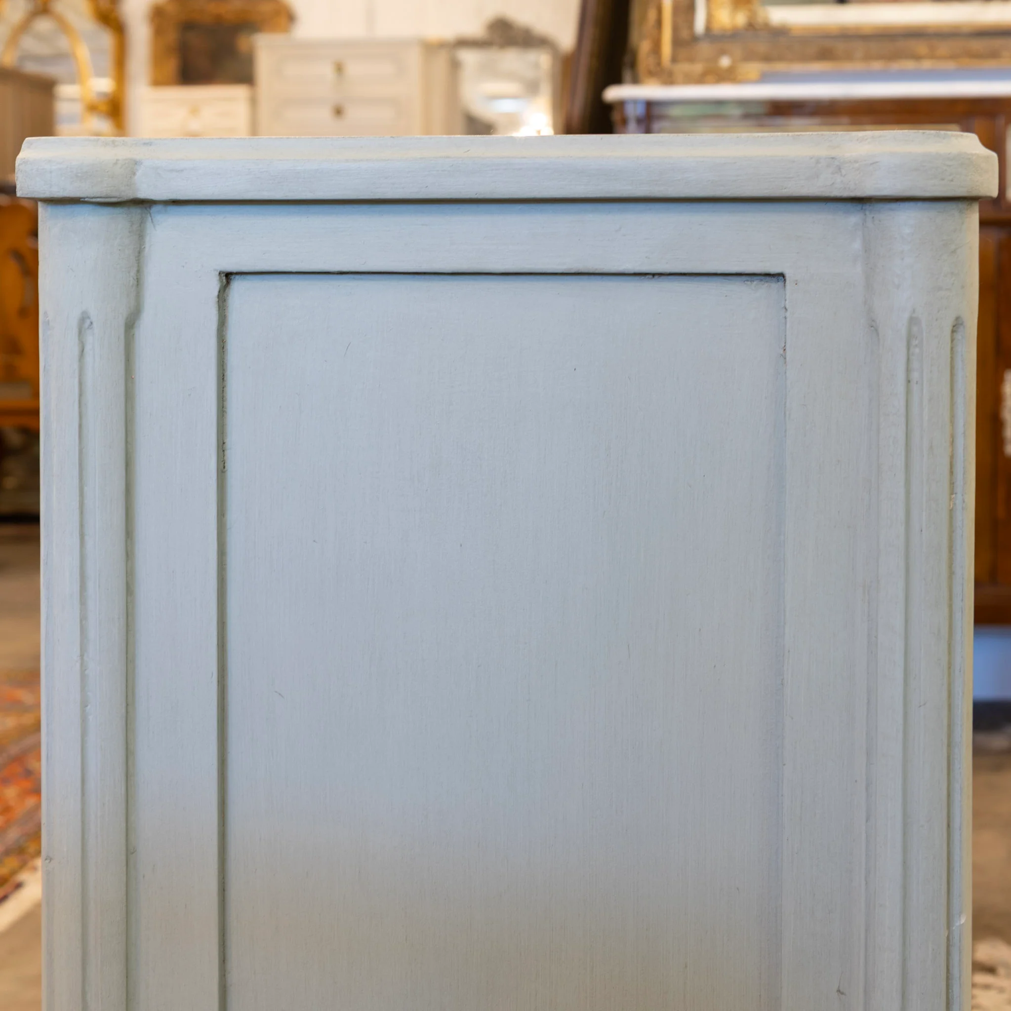 Swedish 3-Drawer Nightstand – Beaded Trim & Rounded Corners in Soft Green - Image 6