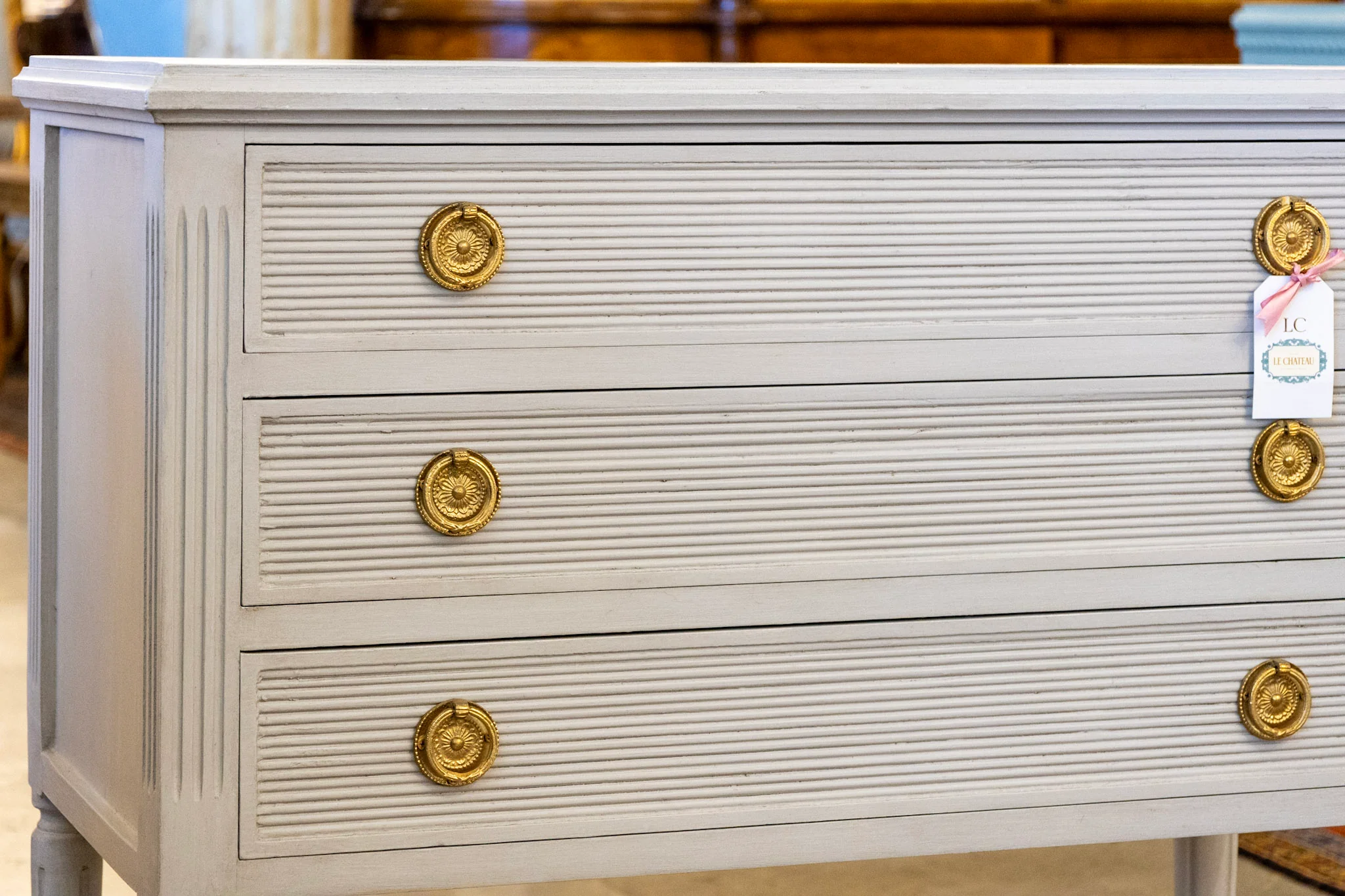 Swedish 3-Drawer Nightstand – Reeded Drawers & Tall Fluted Legs in French Grey - Image 5