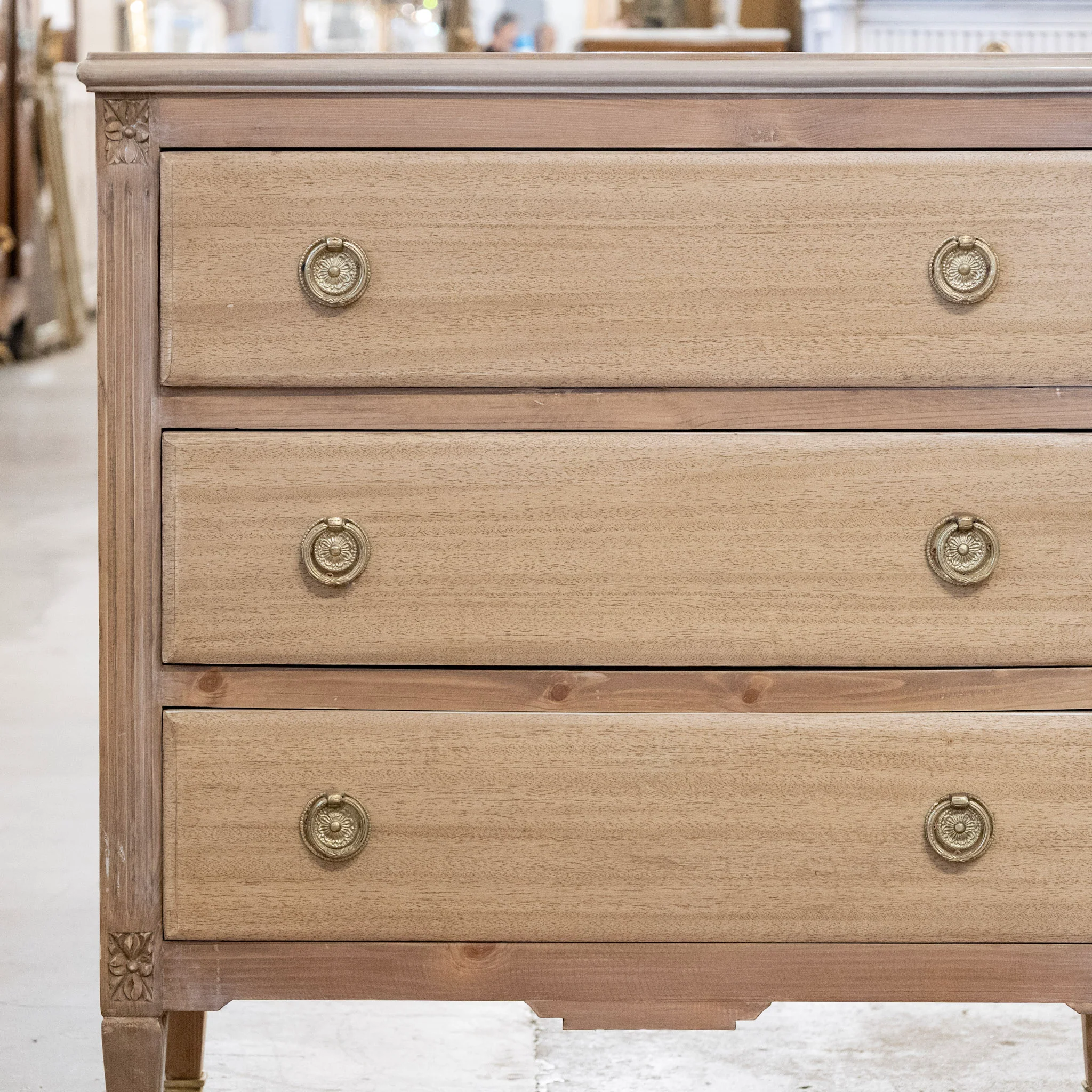 Swedish 3-Drawer Light Wood Chest with Carved Rosettes - Image 4