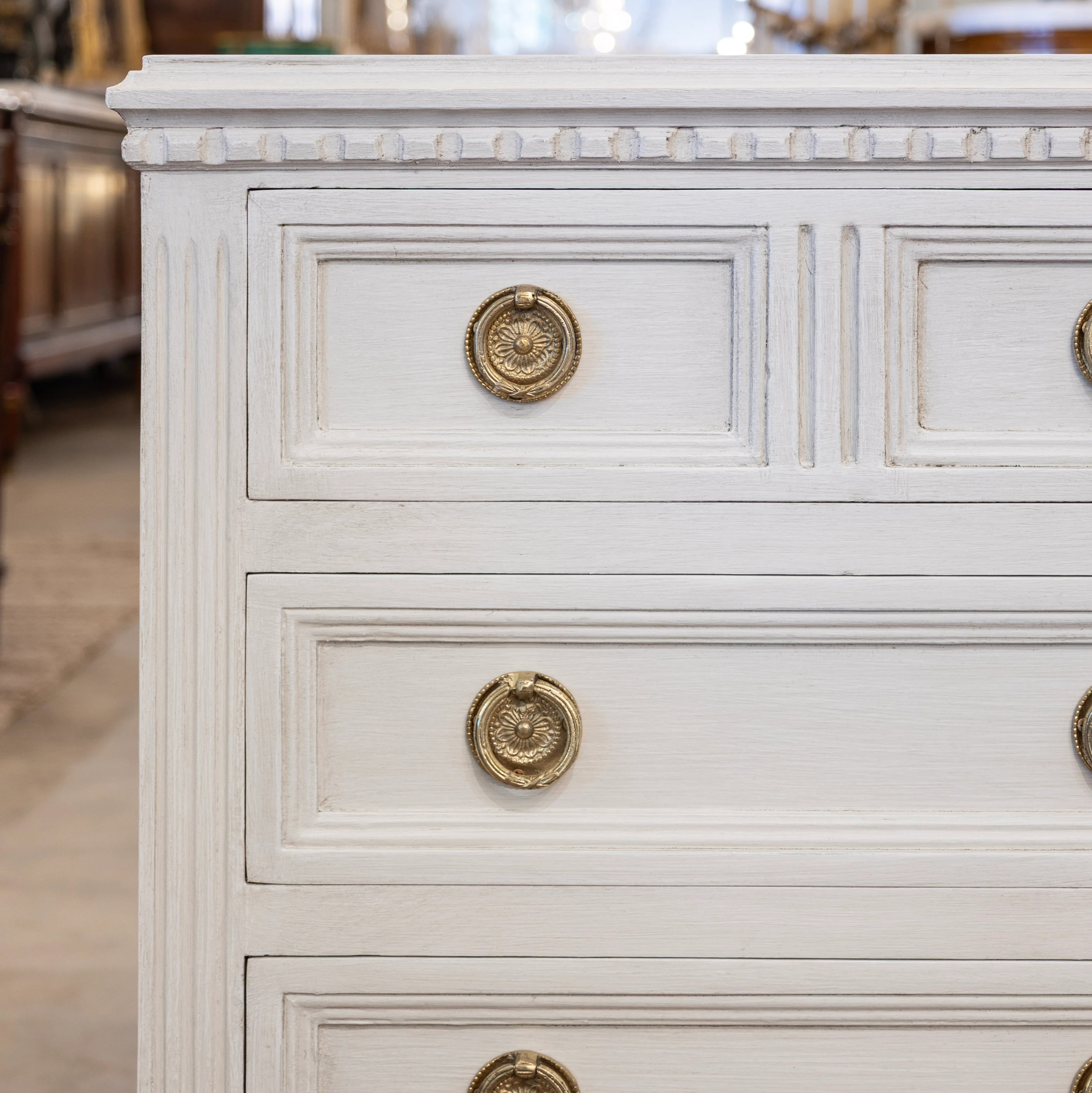 Swedish 3-Drawer Nightstand – Ballerina Legs in White - Image 4